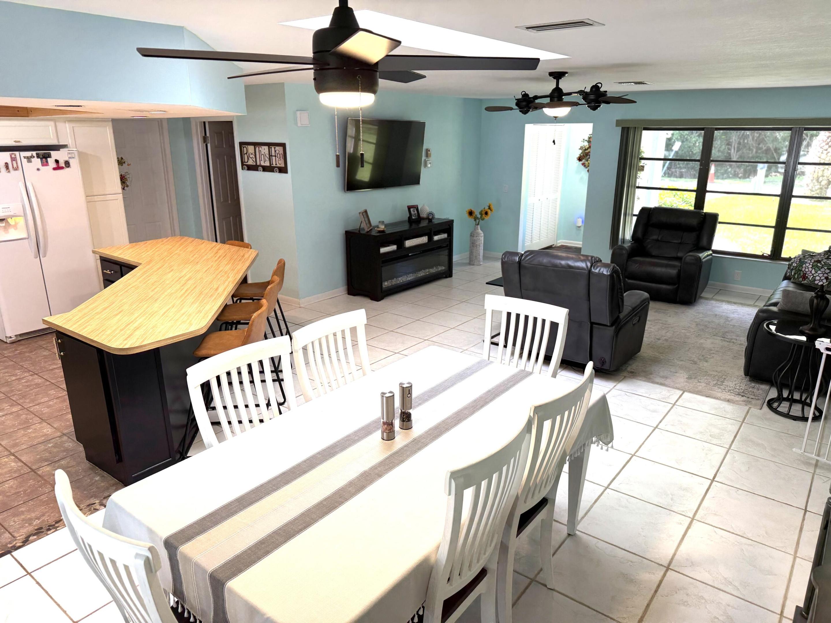 SURFSIDE UNIT 2 - Residential Lease