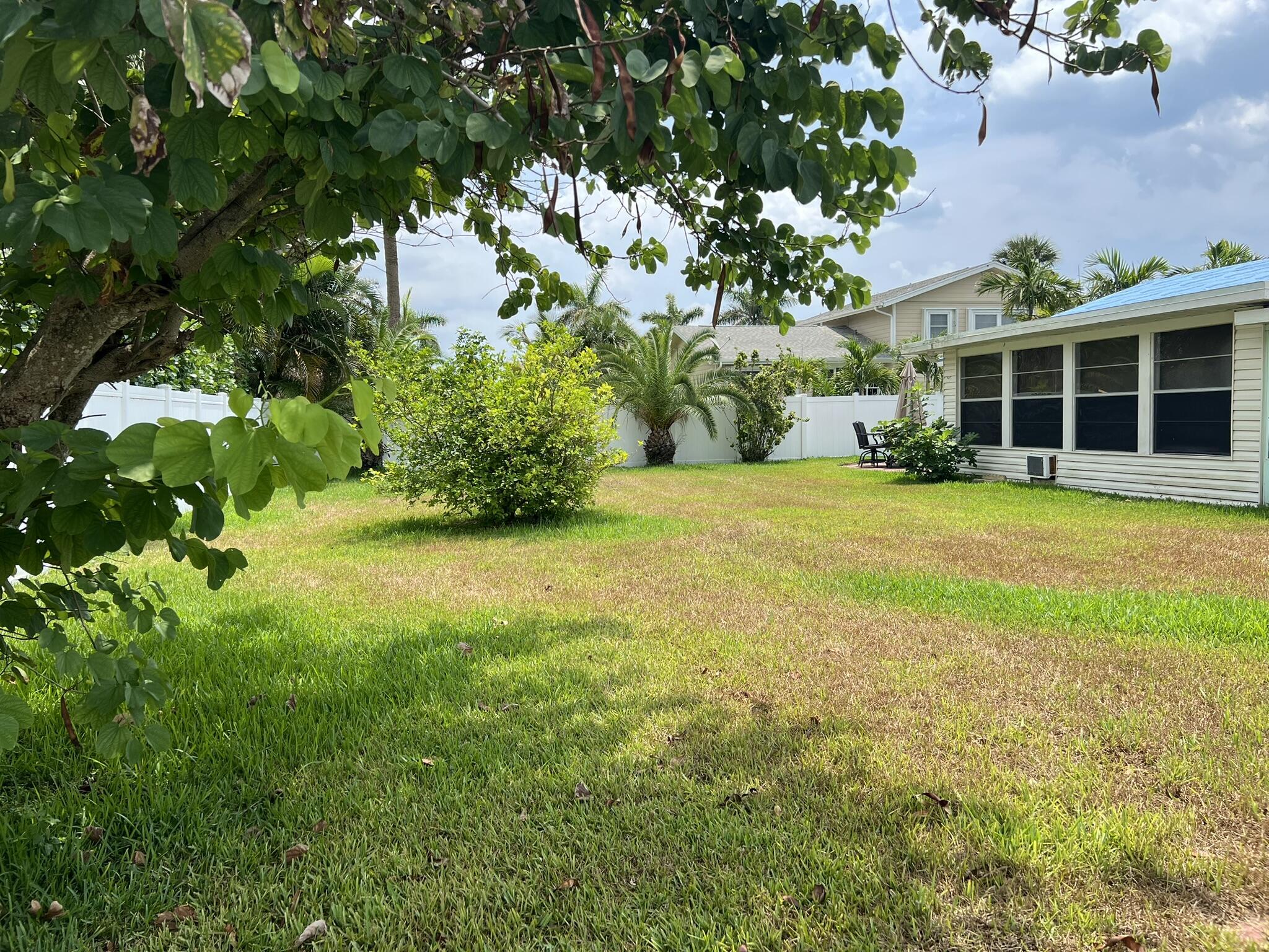 SURFSIDE UNIT 2 - Residential Lease