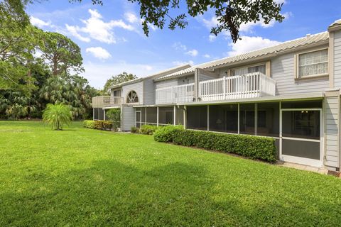 Townhouse in Jupiter FL 8849 Riverfront Terrace Ter 11.jpg