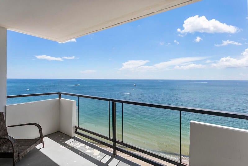 1500 S OCEAN Boulevard 1404