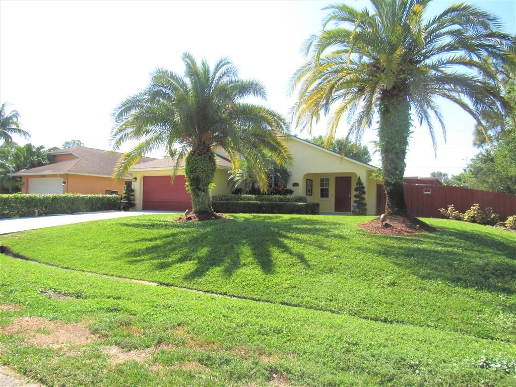 Photo of 1242 SW Melrose Avenue, Port St Lucie, FL 34953 (MLS # R10878379)