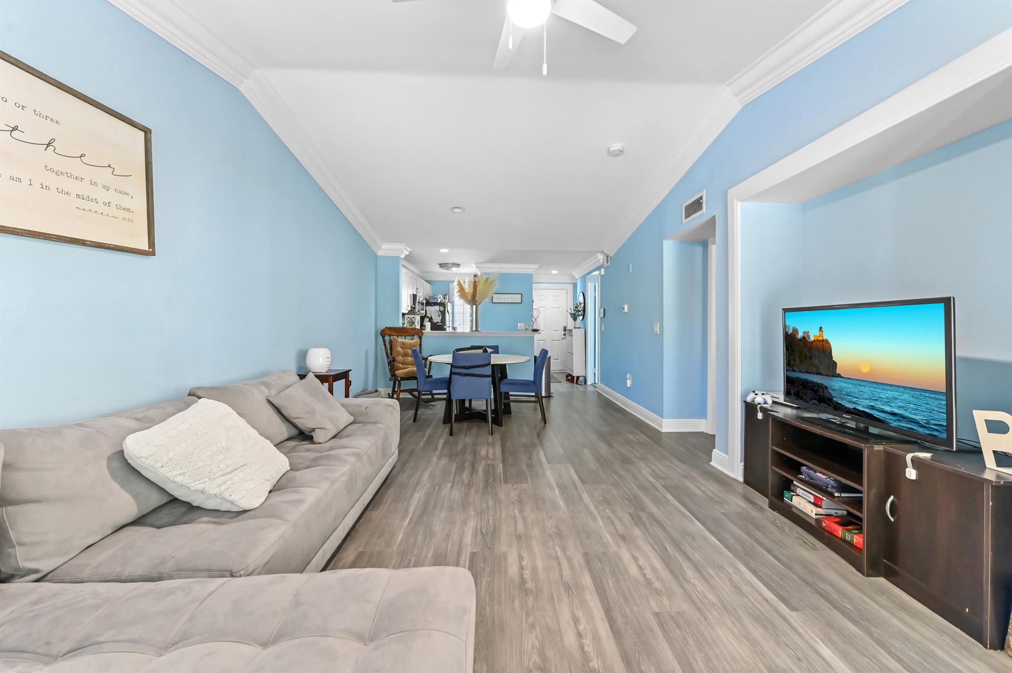 PALM LAKE CONDO - Residential