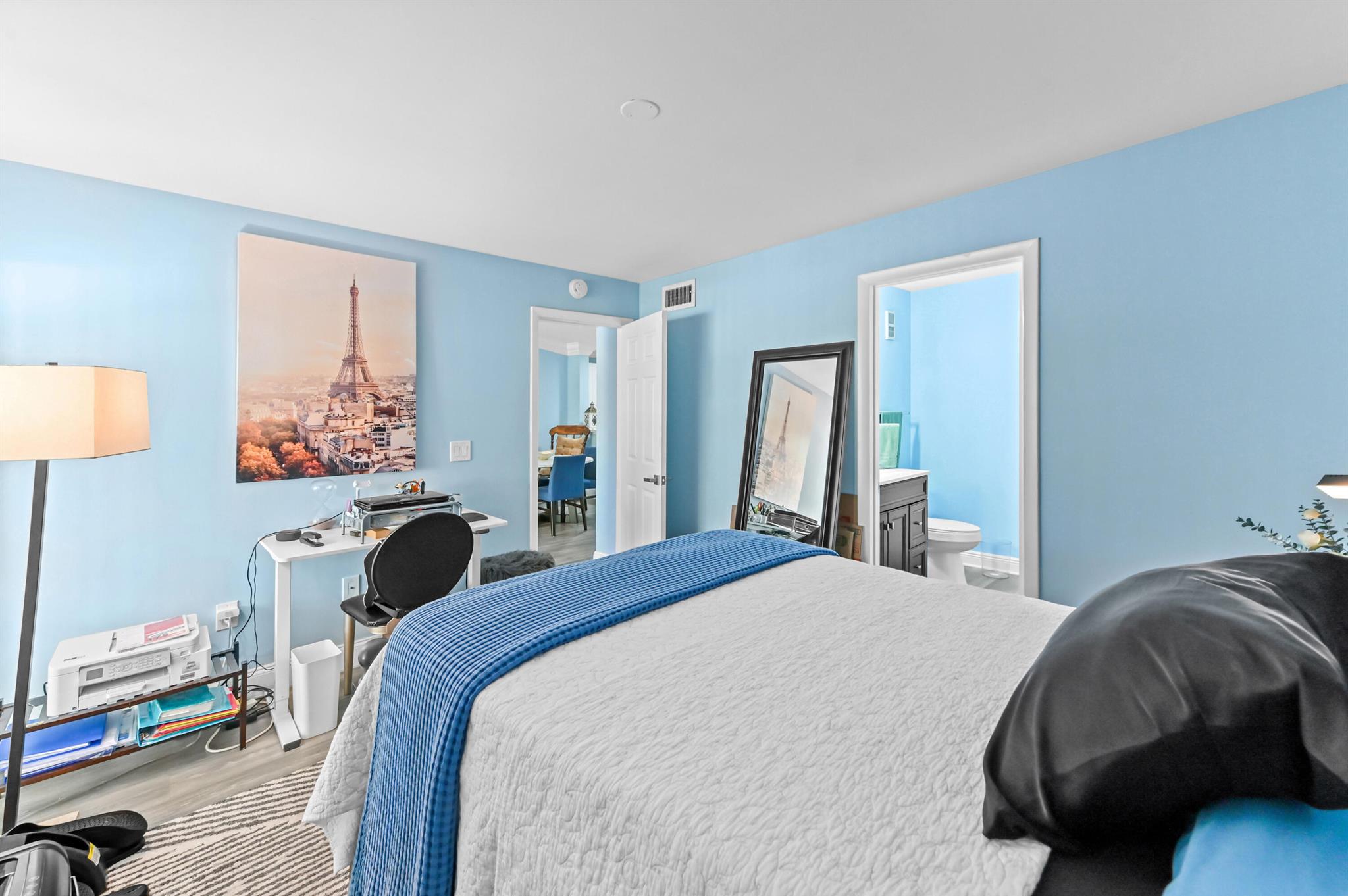 PALM LAKE CONDO - Residential