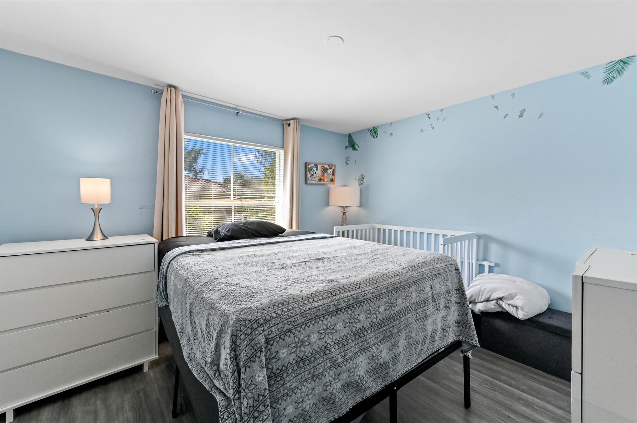 PALM LAKE CONDO - Residential