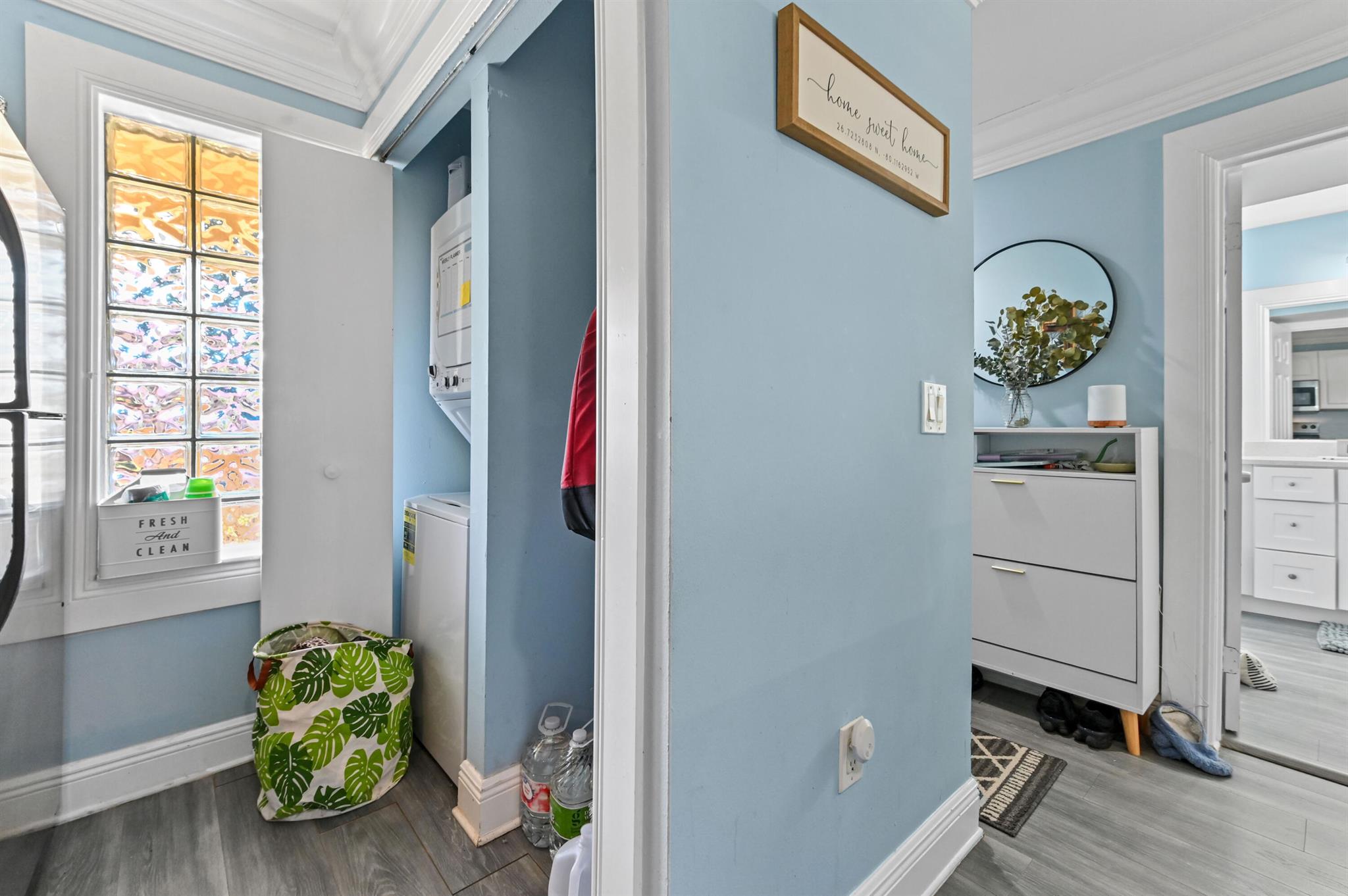 PALM LAKE CONDO - Residential