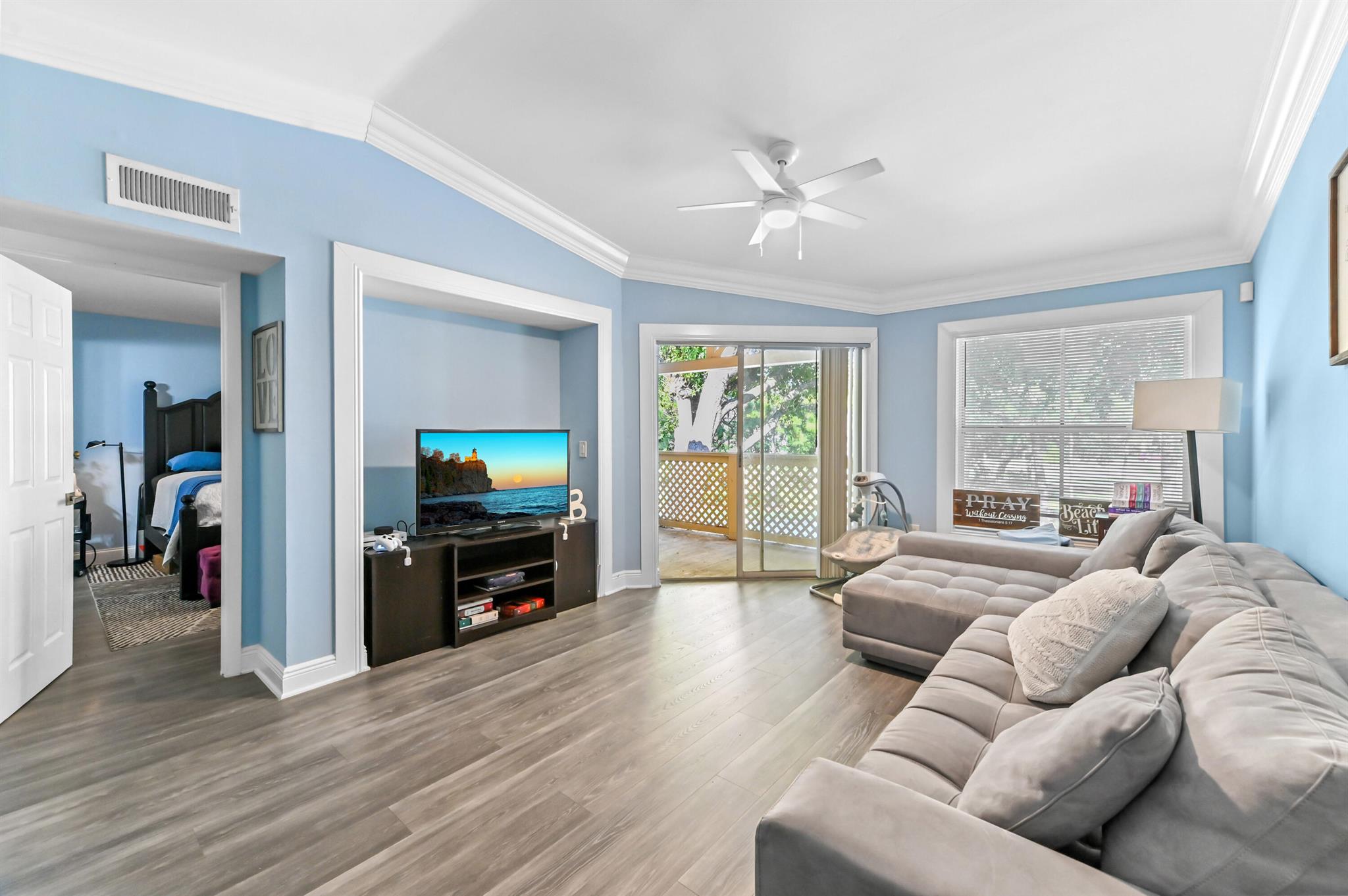 PALM LAKE CONDO - Residential