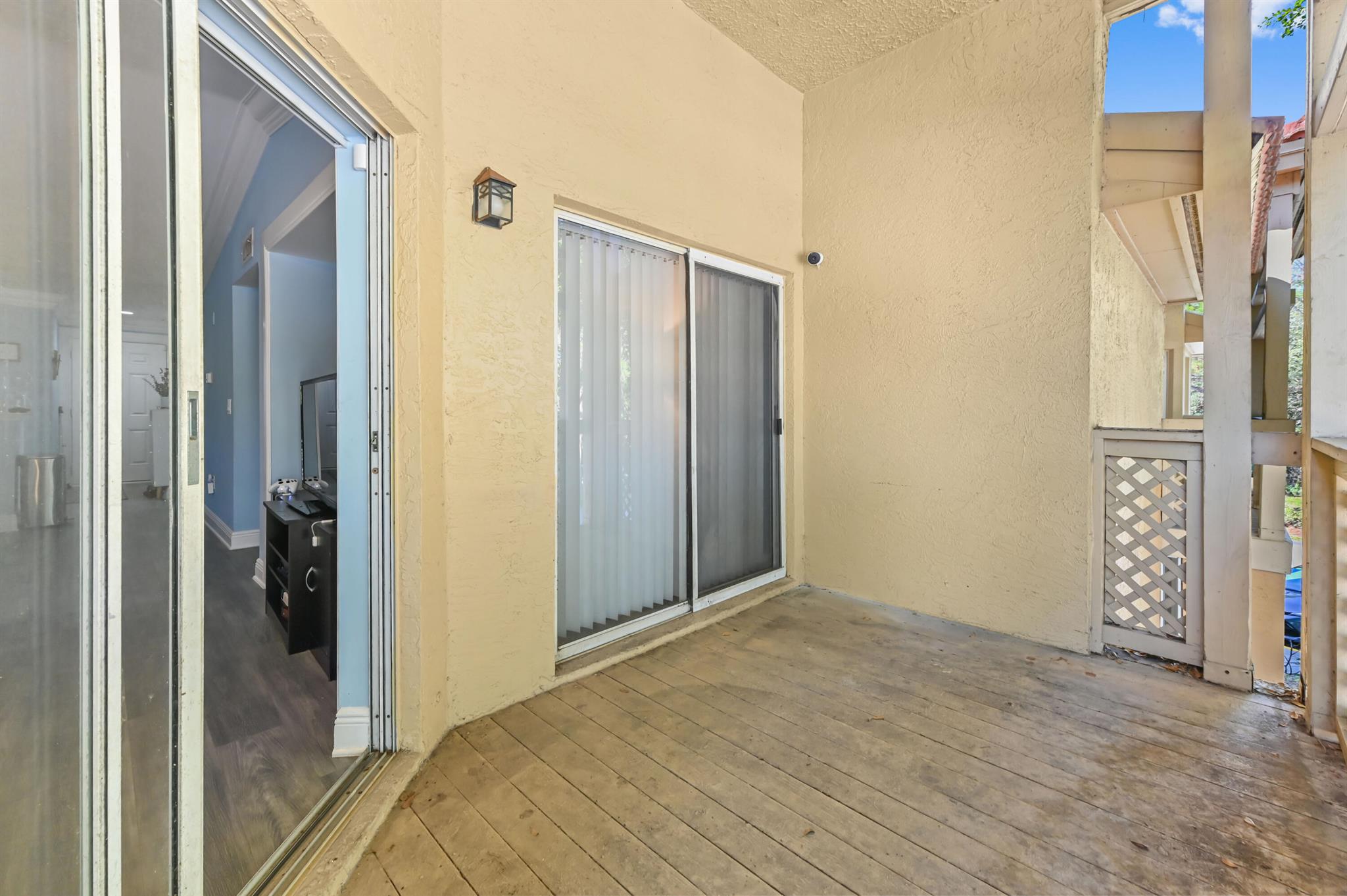 PALM LAKE CONDO - Residential