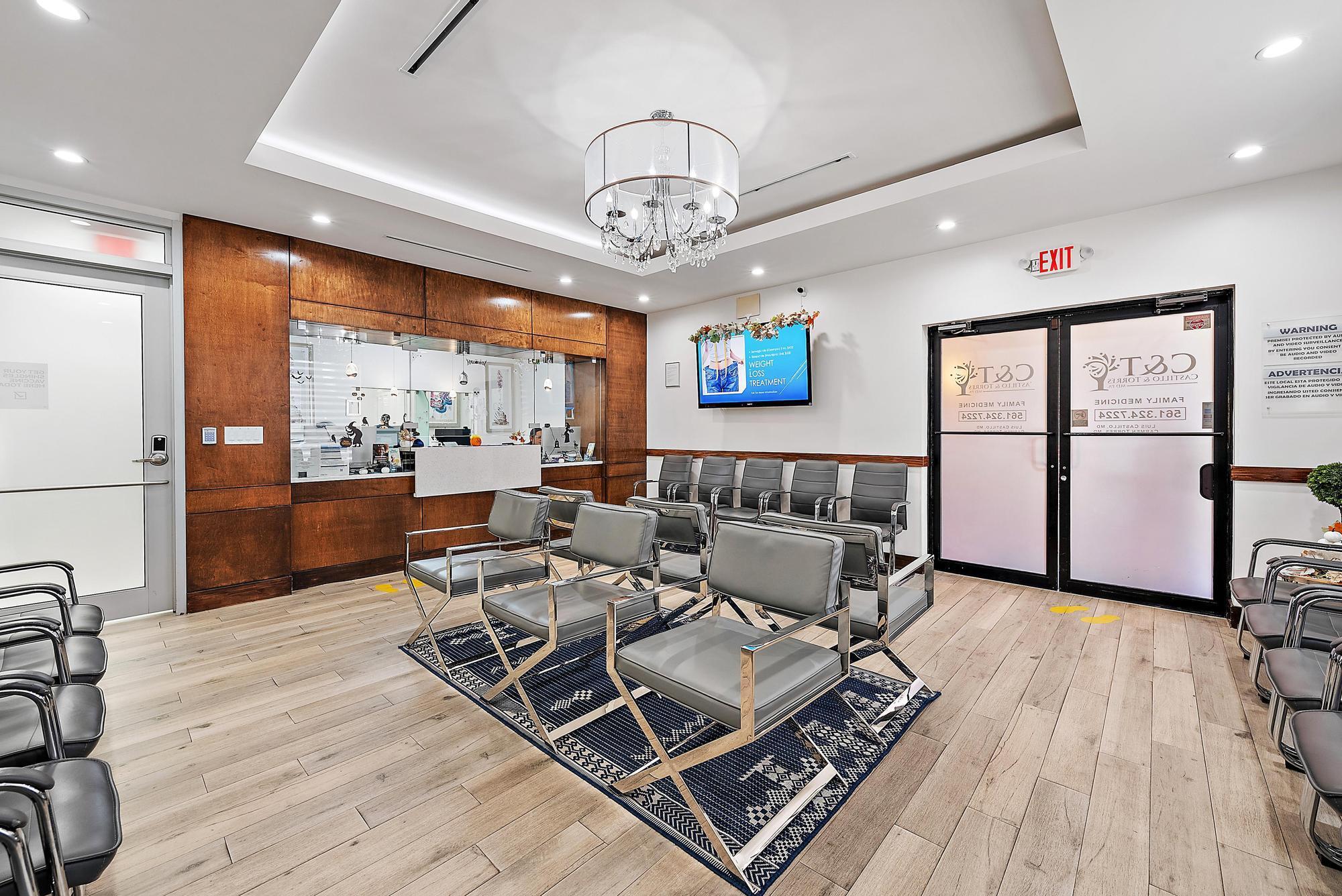 CONGRESS PARK OFFICE COND - Commercial Lease