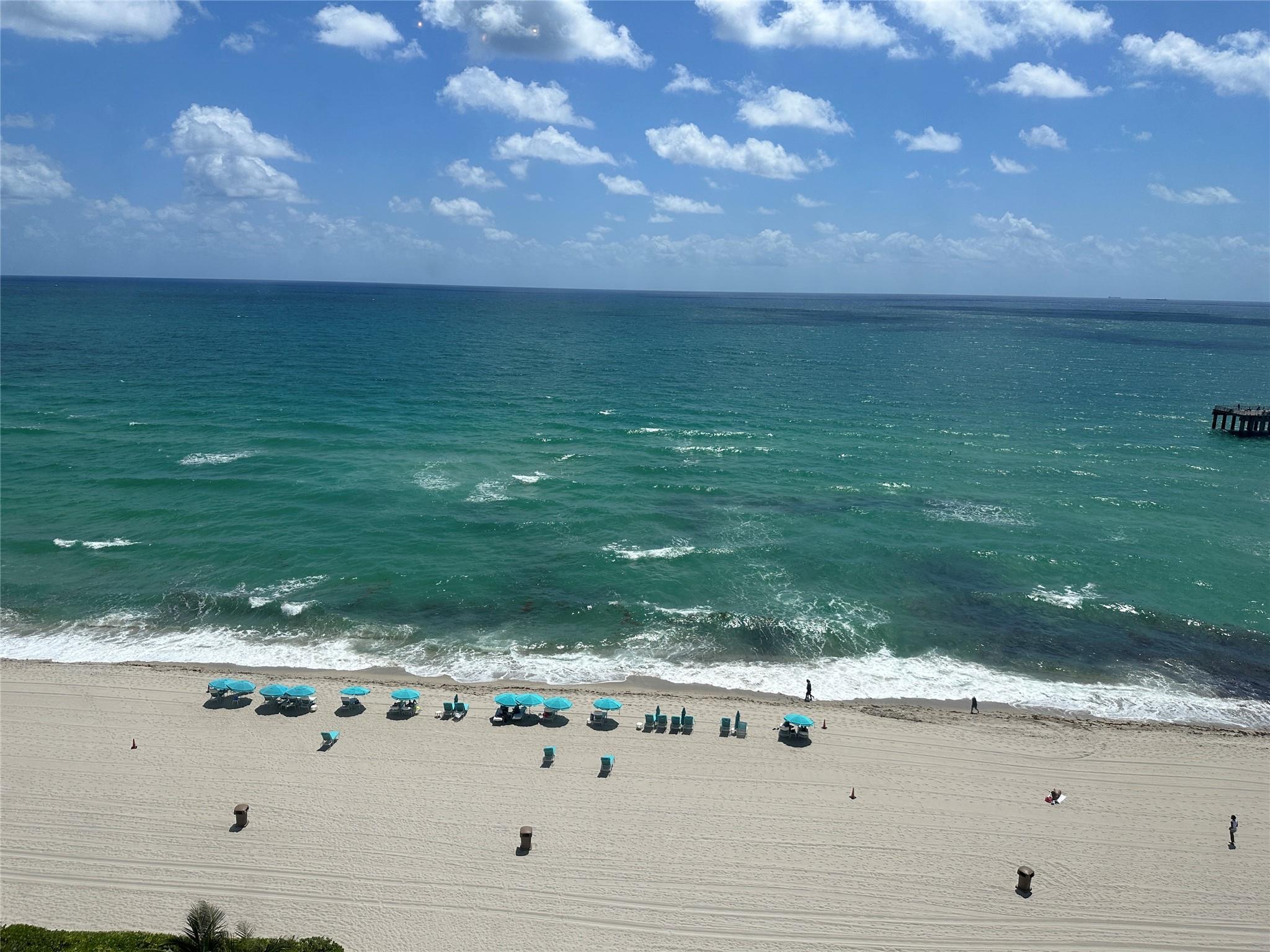 Gorgeous 3-bed, 3-bath corner condo on the 12th floor with breathtaking oceanfront views. Fully furnished with stylish upgrades, including new A/C, in-unit washer/dryer, and fresh flooring. Spacious wraparound terraces offer stunning vistas, equipped with hurricane shutters. Nestled on Florida’s Riviera beach, this unit includes two parking spaces and access to top-tier amenities: gym, sauna, tennis court, BBQ area, family room, and ping pong zone. Wi-Fi and cable are provided, with shops, restaurants, plazas, and an extra gym within walking distance.