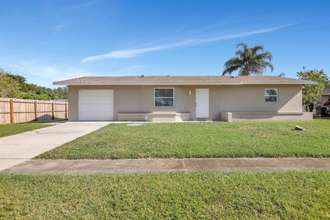 A home in Port St Lucie