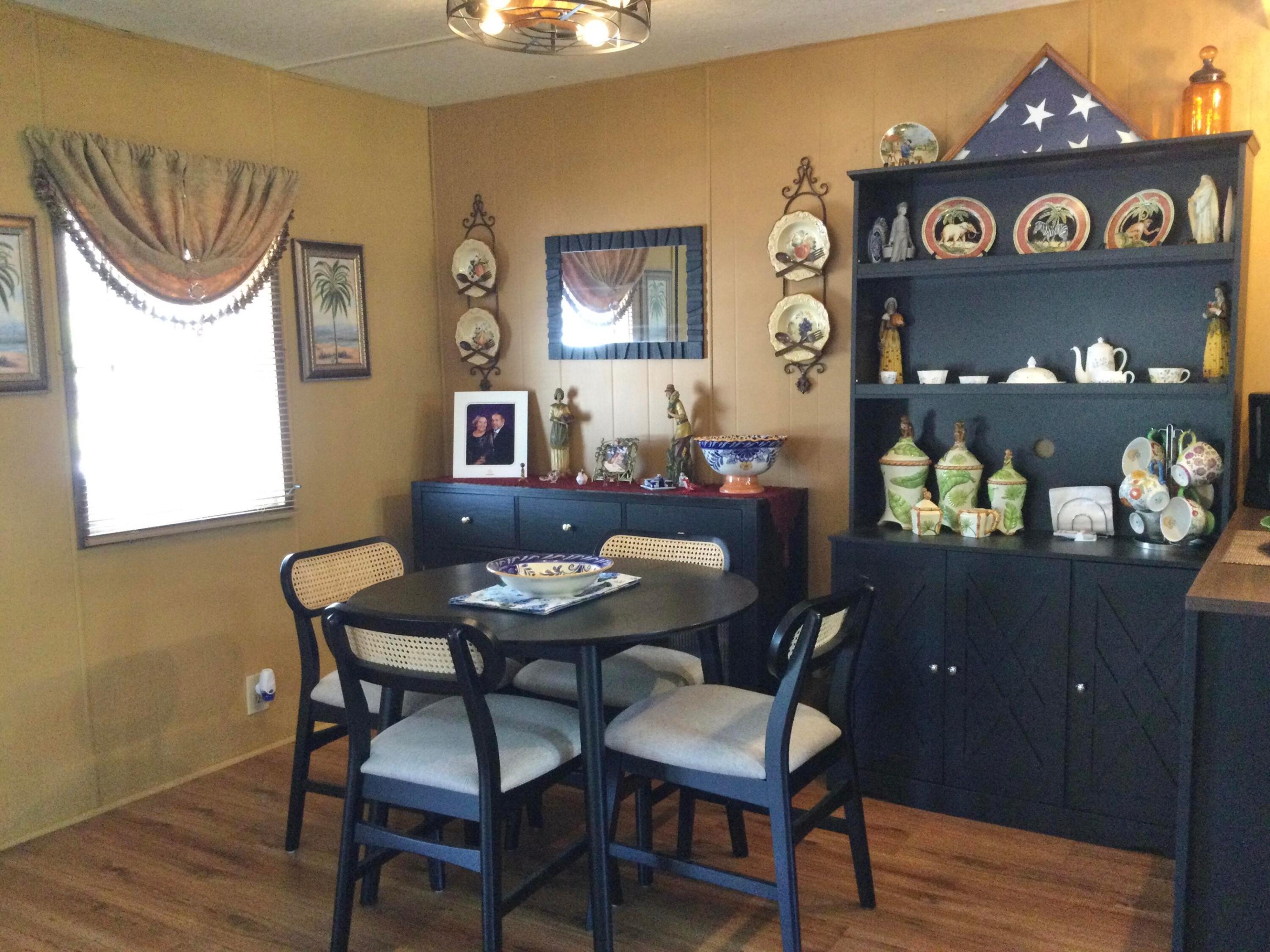 Spanish Lakes Leasehold Estates - Residential