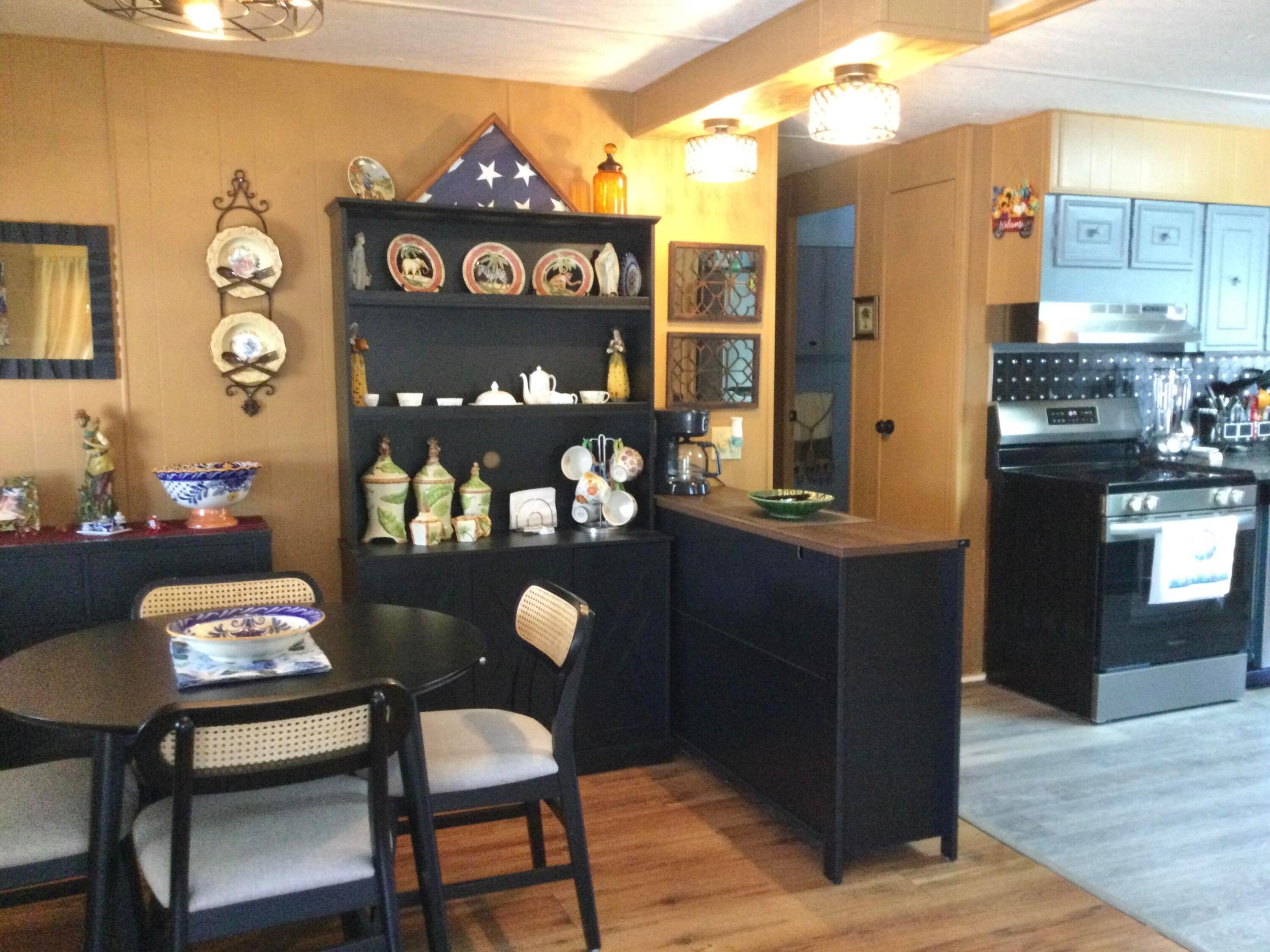 Spanish Lakes Leasehold Estates - Residential