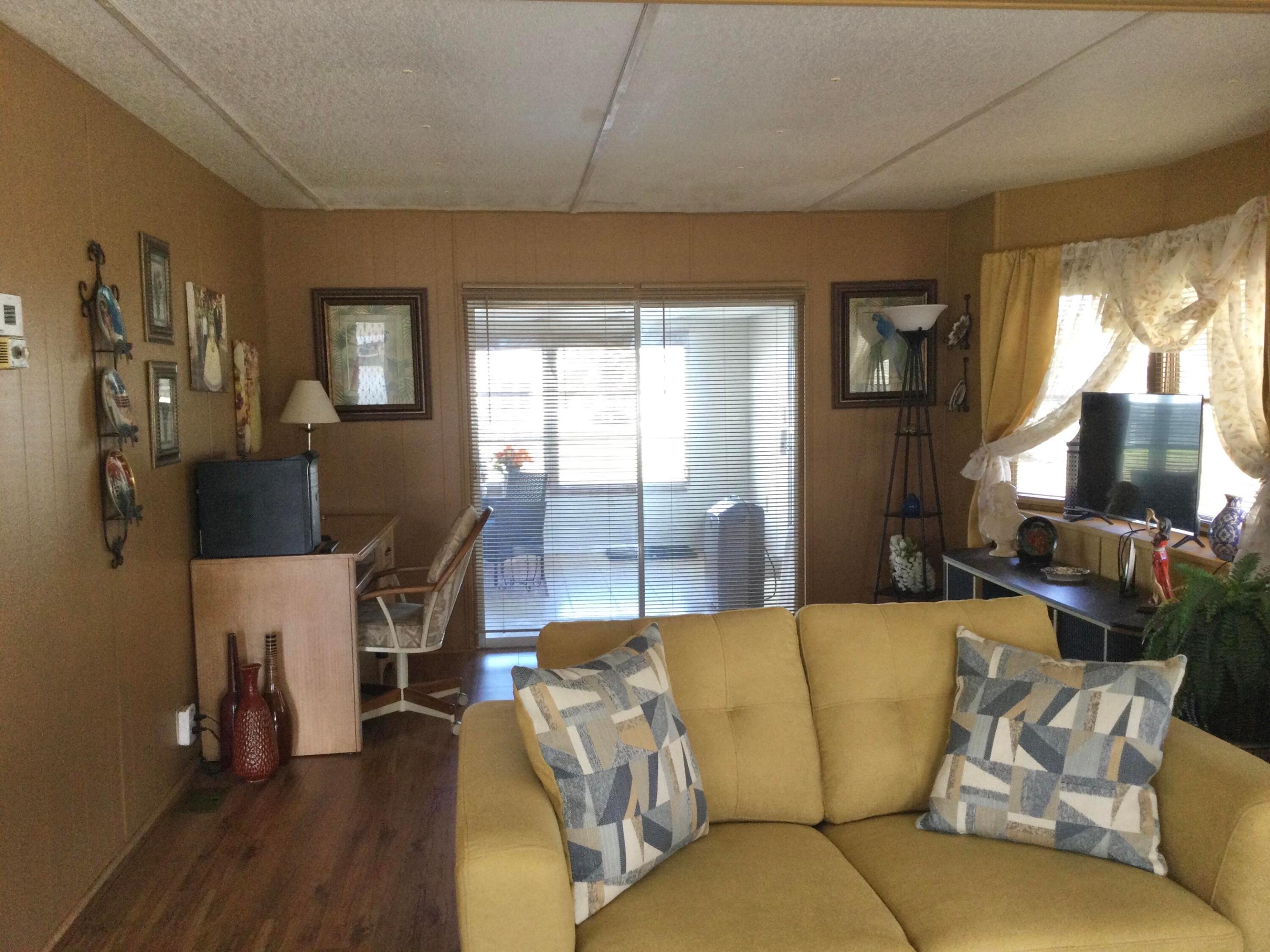 Spanish Lakes Leasehold Estates - Residential