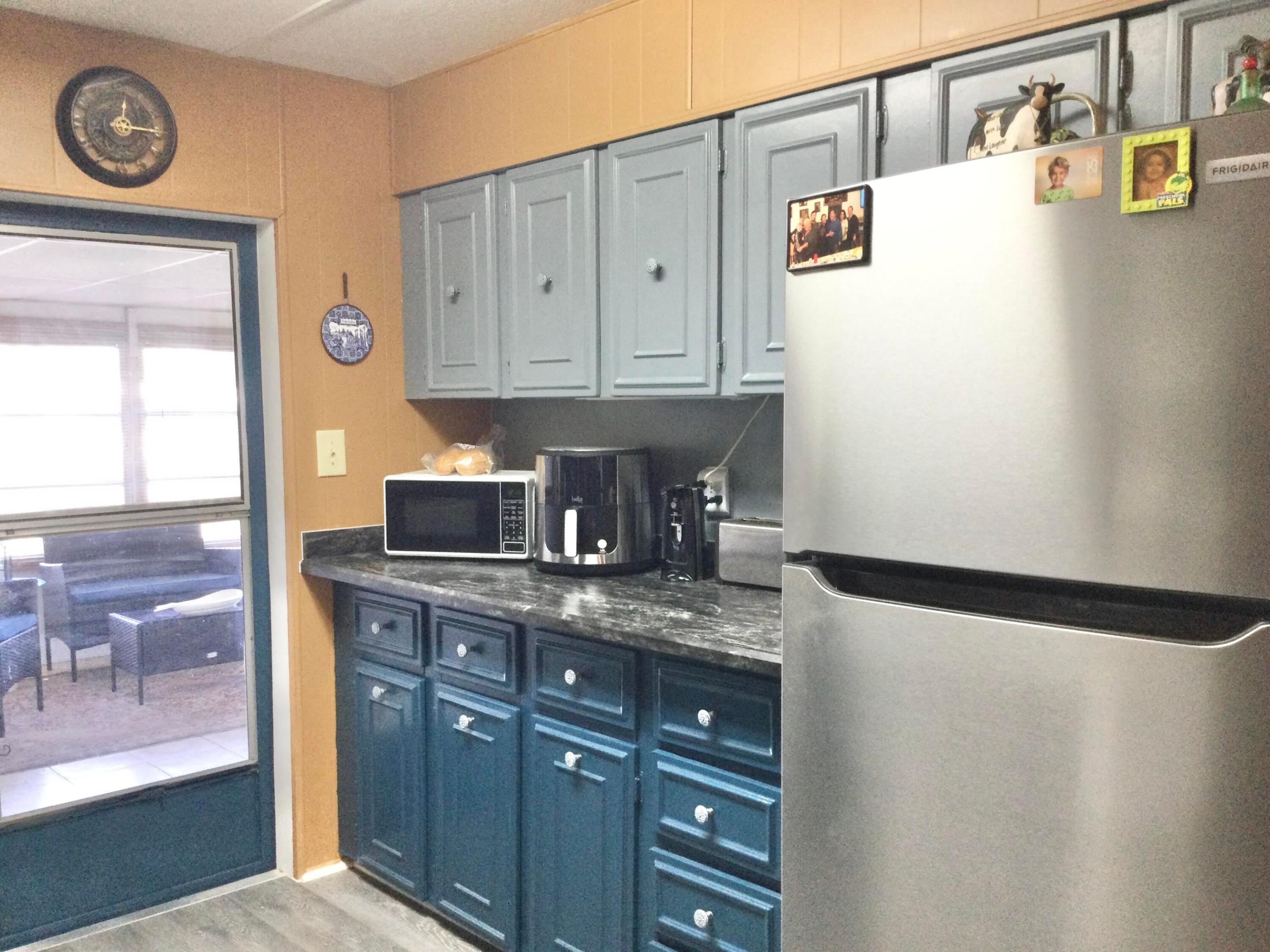 Spanish Lakes Leasehold Estates - Residential