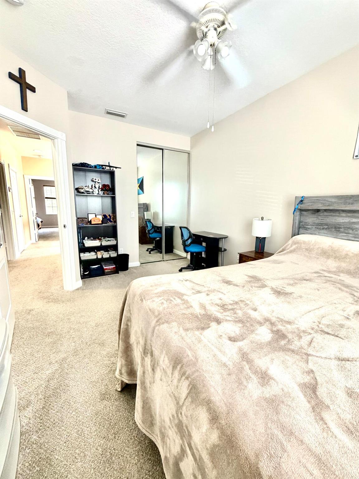 CATALINA LAKES - Residential Lease