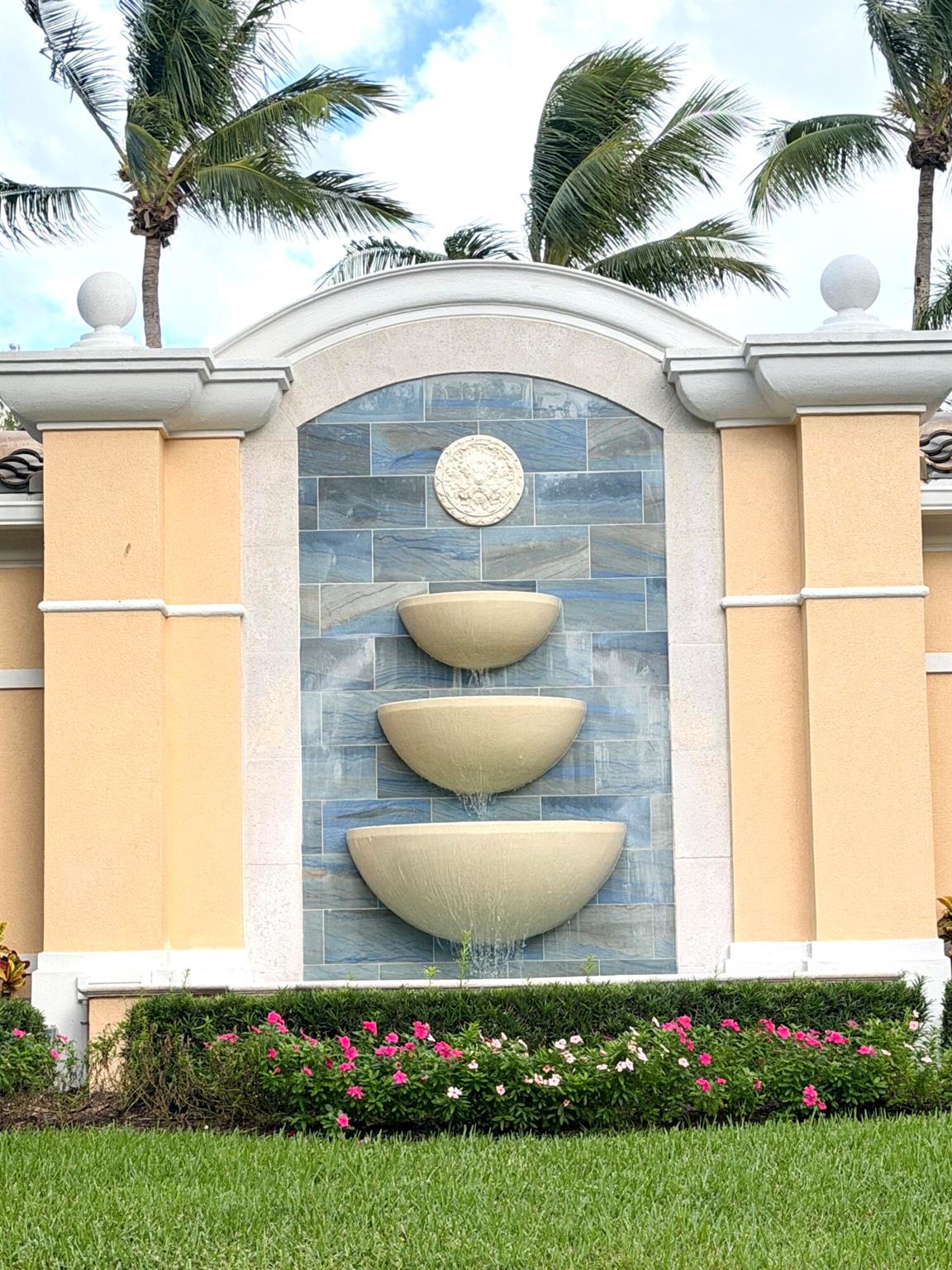 CATALINA LAKES - Residential Lease