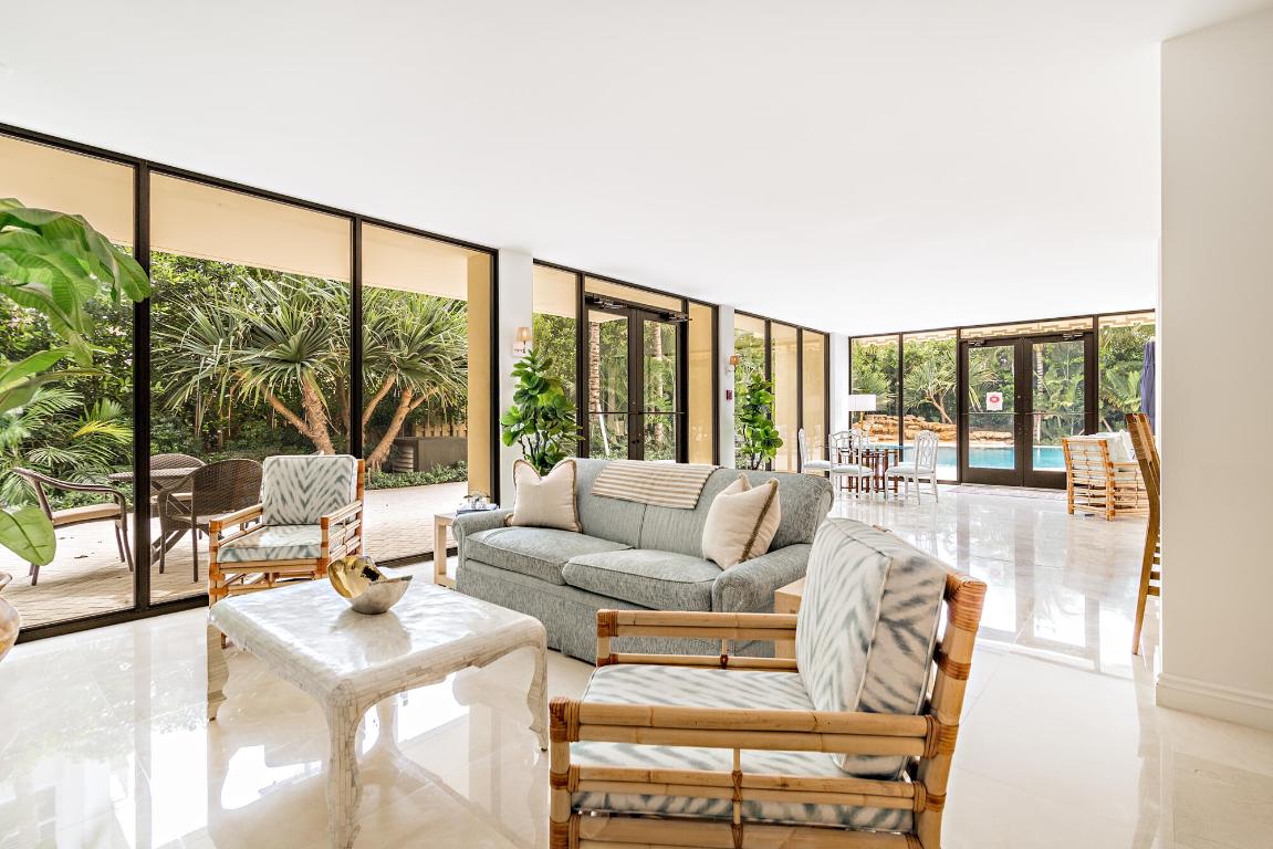 THREE THIRTY OCEAN CONDO - Residential