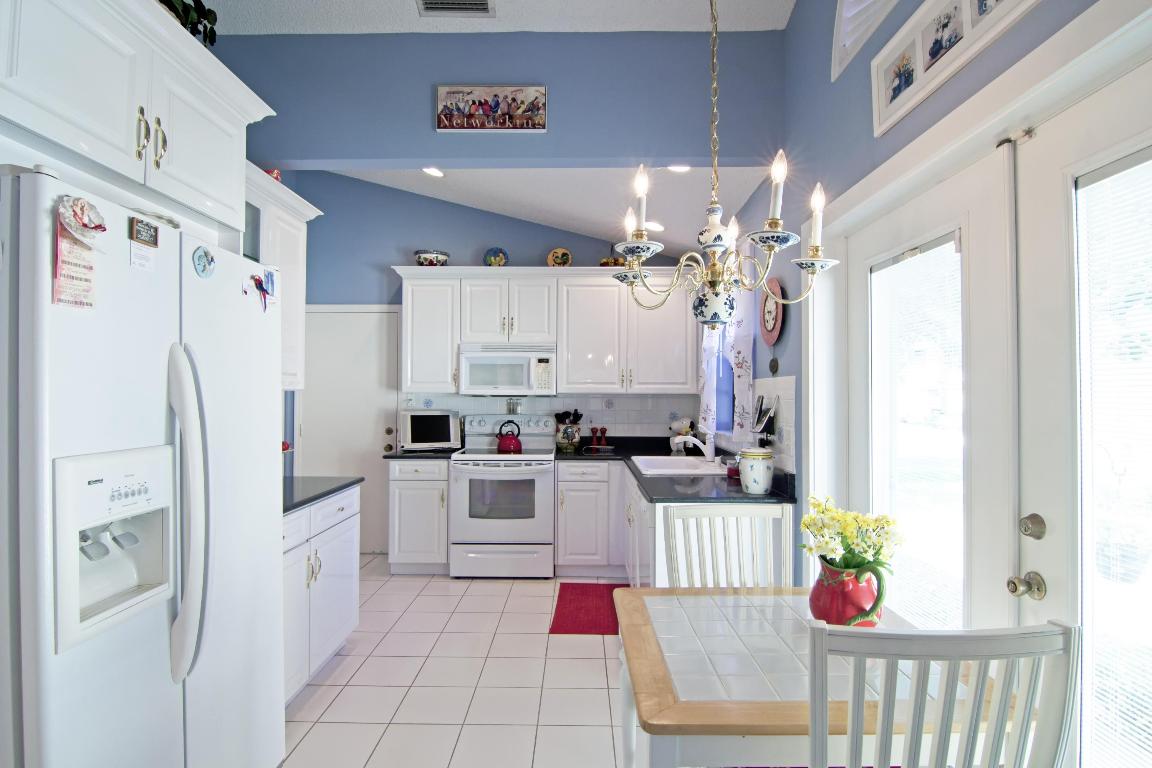 SHERWOOD FOREST - Residential