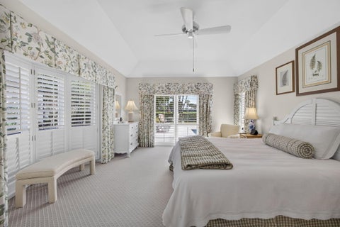 Tiny photo for 934 Palm Way, North Palm Beach, FL 33408 (MLS # B26090036)