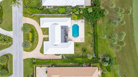 Tiny photo for 934 Palm Way, North Palm Beach, FL 33408 (MLS # B26090036)