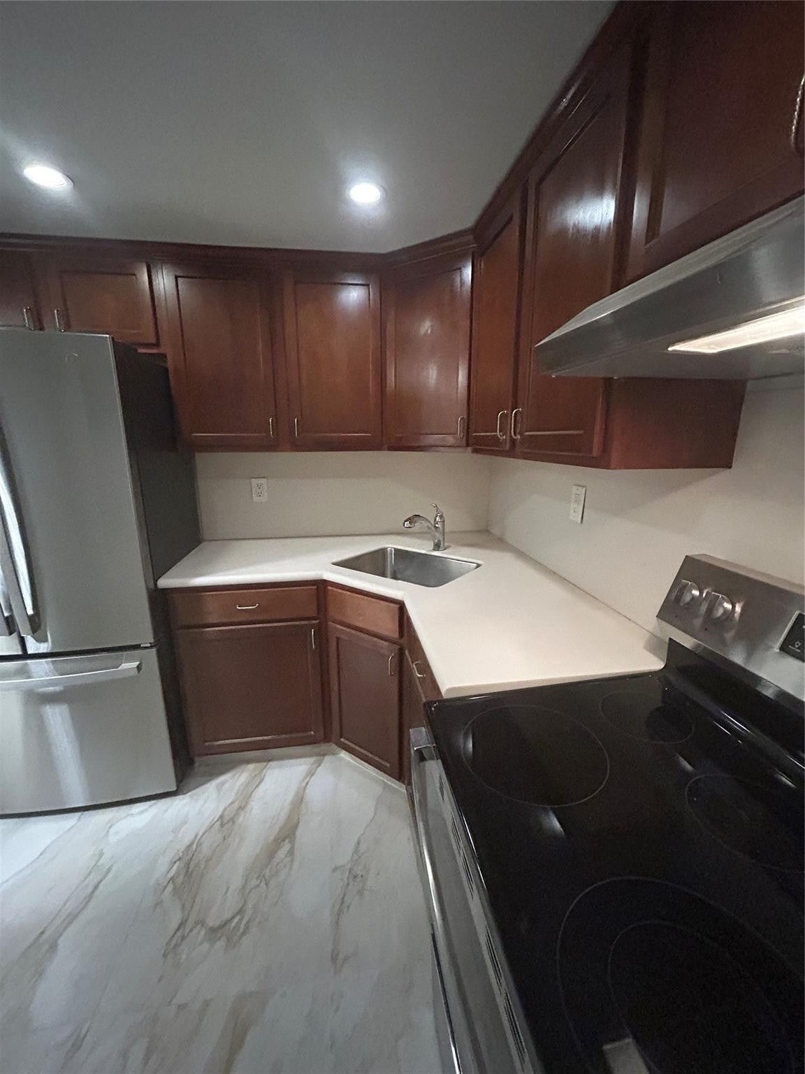 550 Bayshore Drive 102