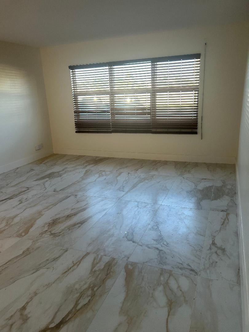 550 Bayshore Drive 102