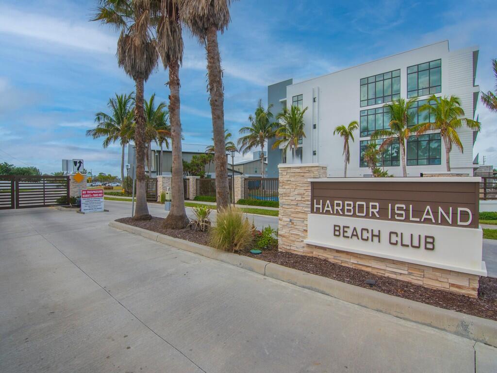 HARBOR ISLAND BEACH CLUB - Residential