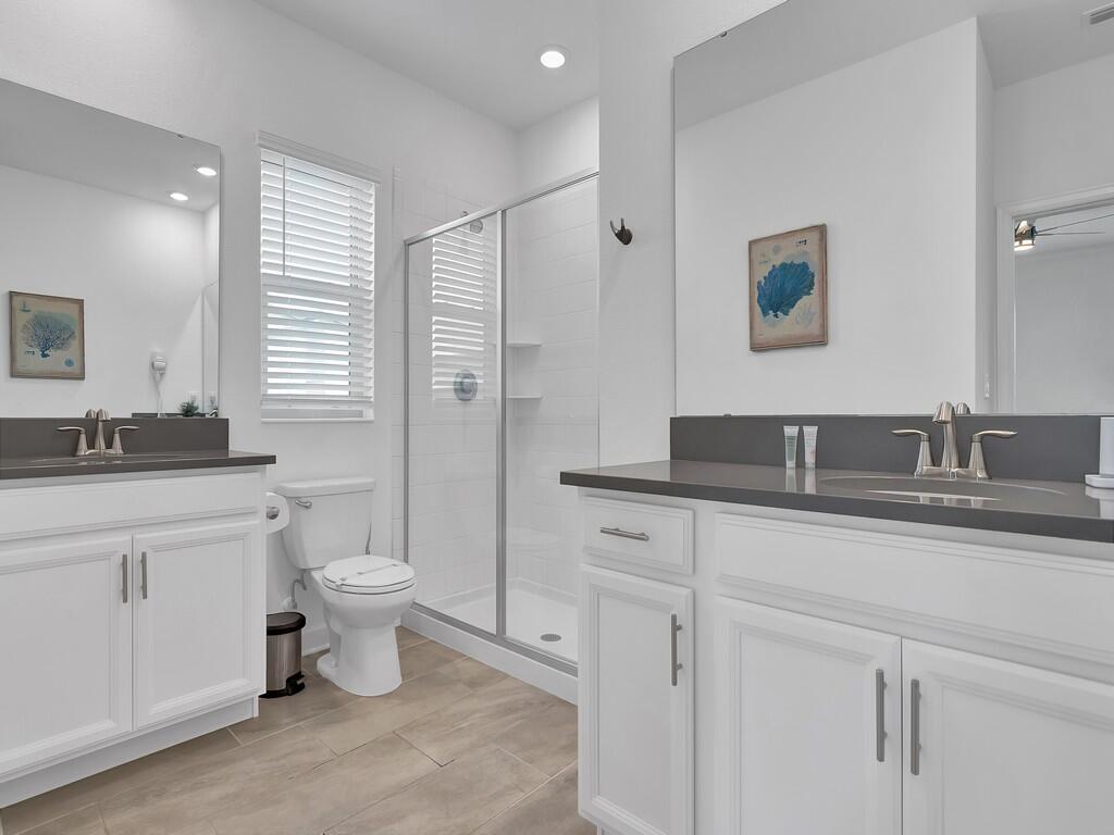 HARBOR ISLAND BEACH CLUB - Residential