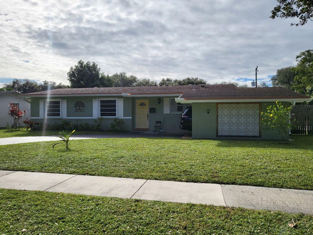 Photo of 5161 SW 90th Avenue, Cooper City, FL 33328 (MLS # B26034969)