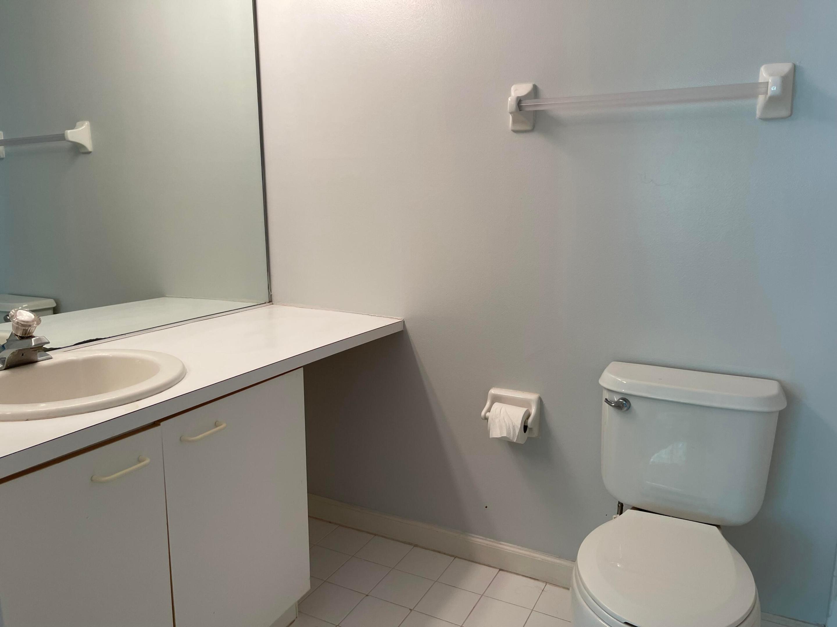 CORAL REEF CLUB - Residential Lease