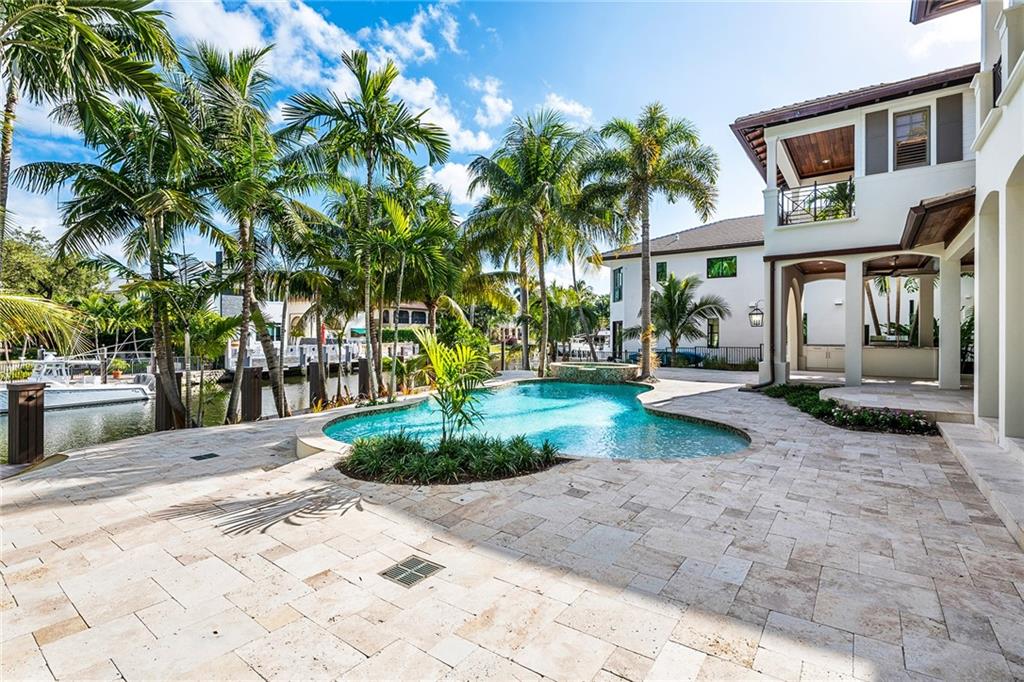 RIO VISTA C J HECTORS RES - Residential