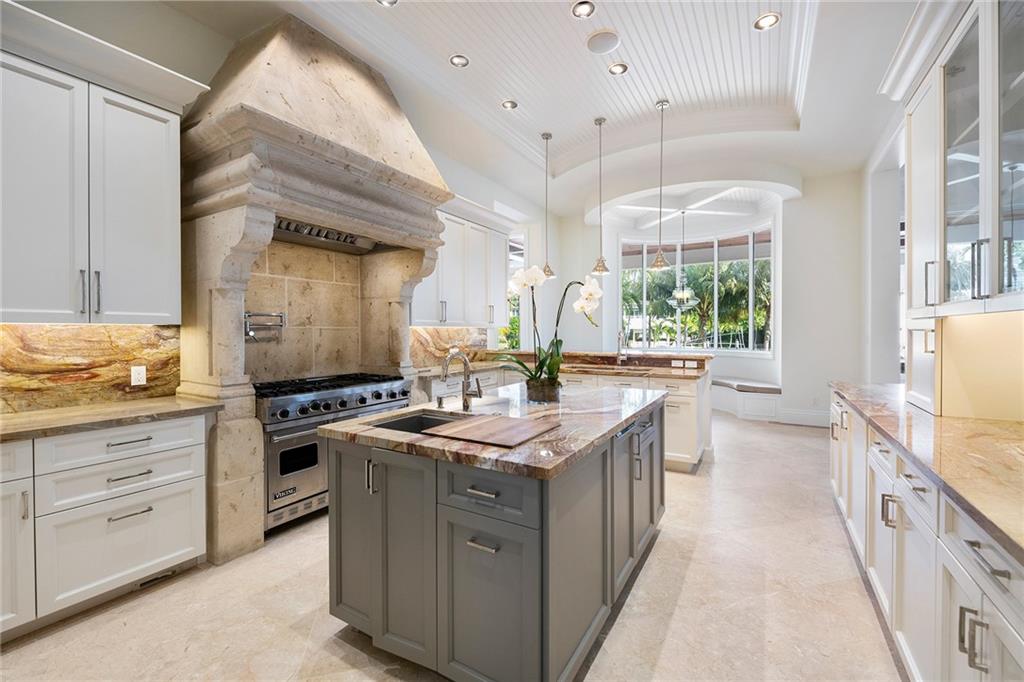 RIO VISTA C J HECTORS RES - Residential