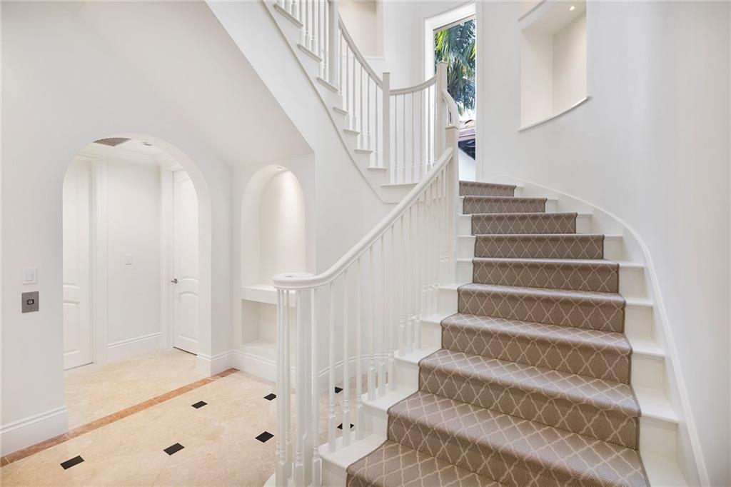 RIO VISTA C J HECTORS RES - Residential