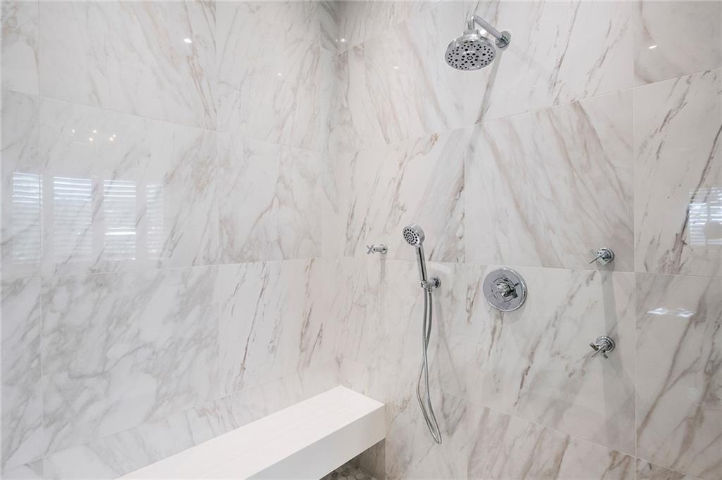 RIO VISTA C J HECTORS RES - Residential