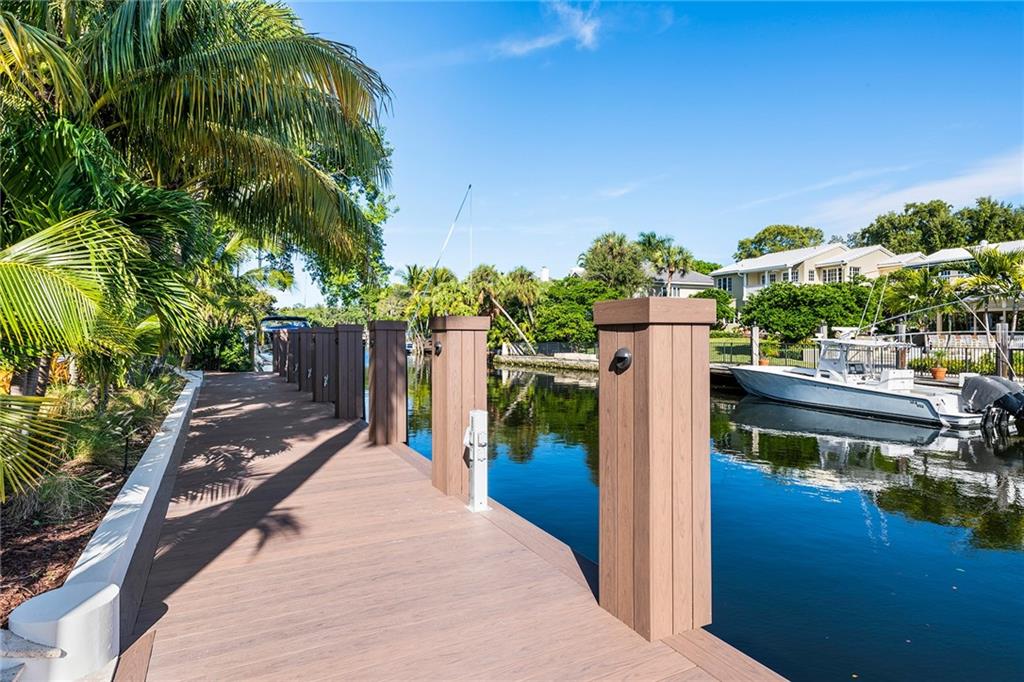 RIO VISTA C J HECTORS RES - Residential