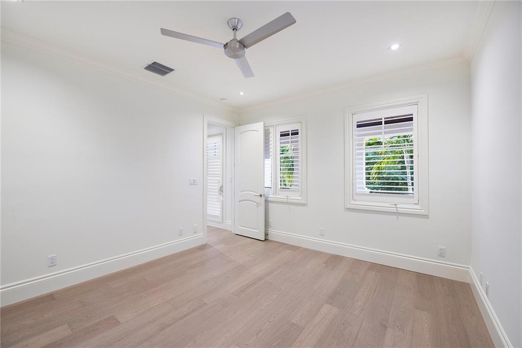 RIO VISTA C J HECTORS RES - Residential