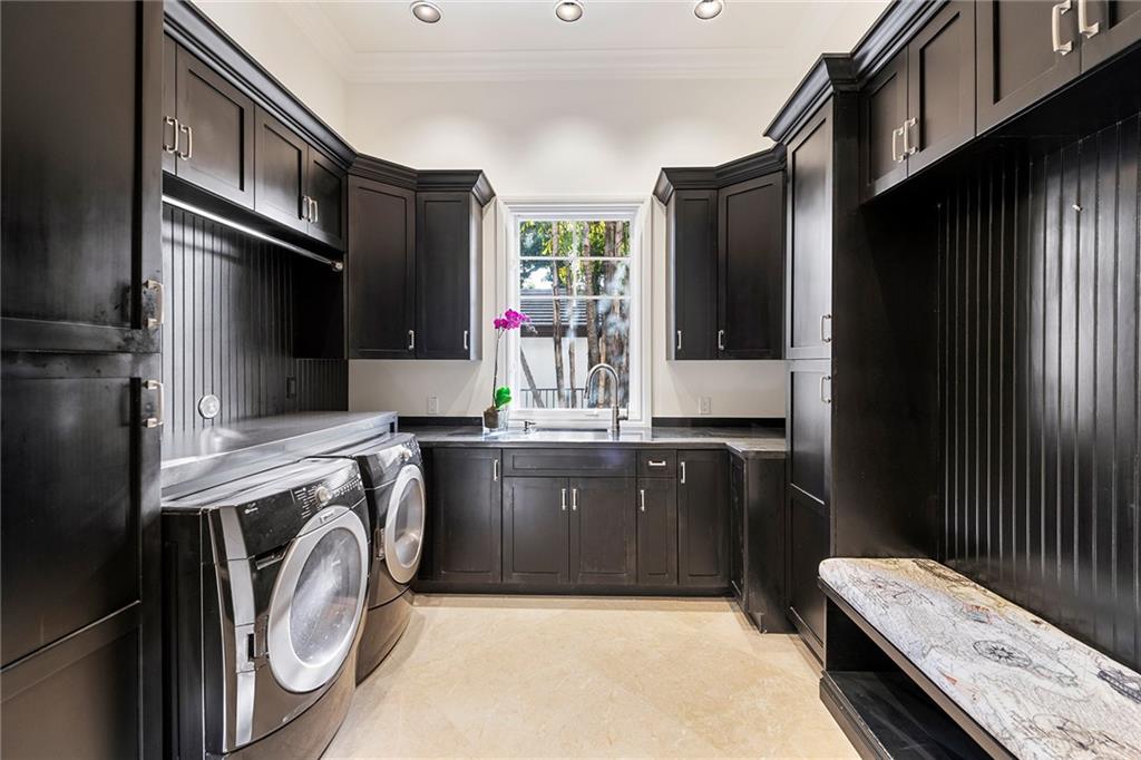 RIO VISTA C J HECTORS RES - Residential