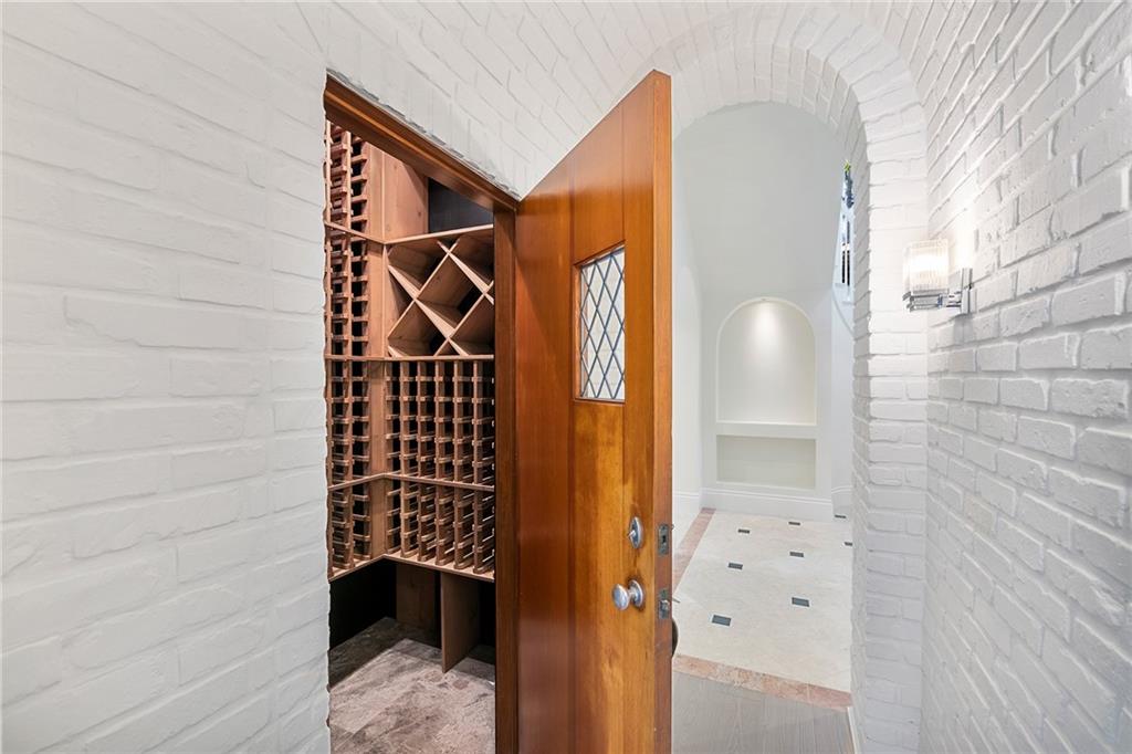 RIO VISTA C J HECTORS RES - Residential