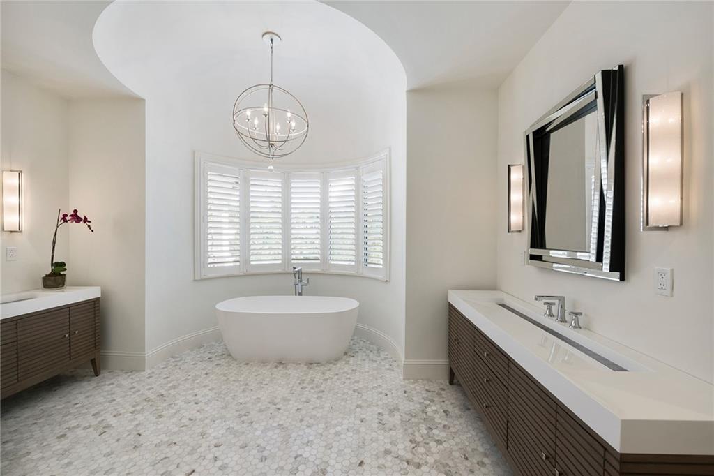 RIO VISTA C J HECTORS RES - Residential