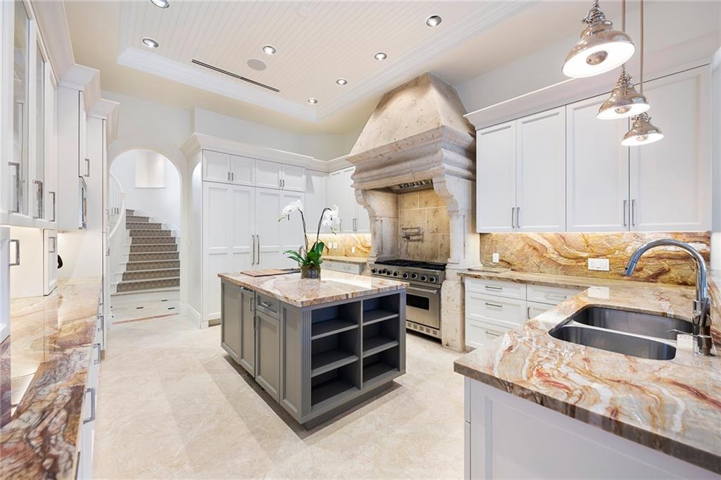 RIO VISTA C J HECTORS RES - Residential