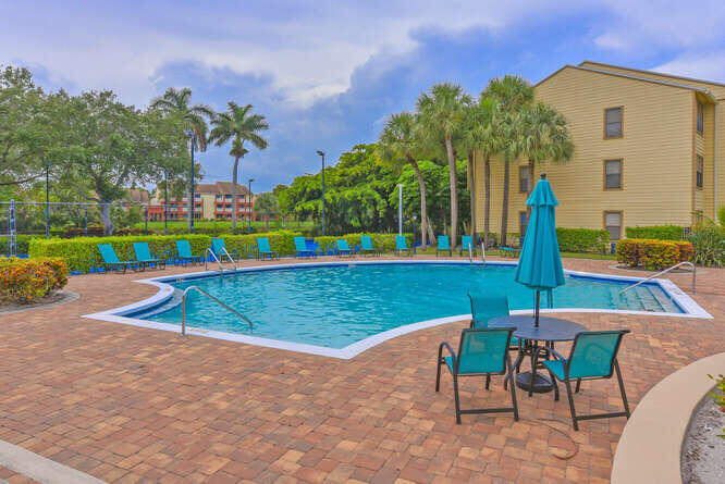BOYNTON LANDINGS CONDO - Residential