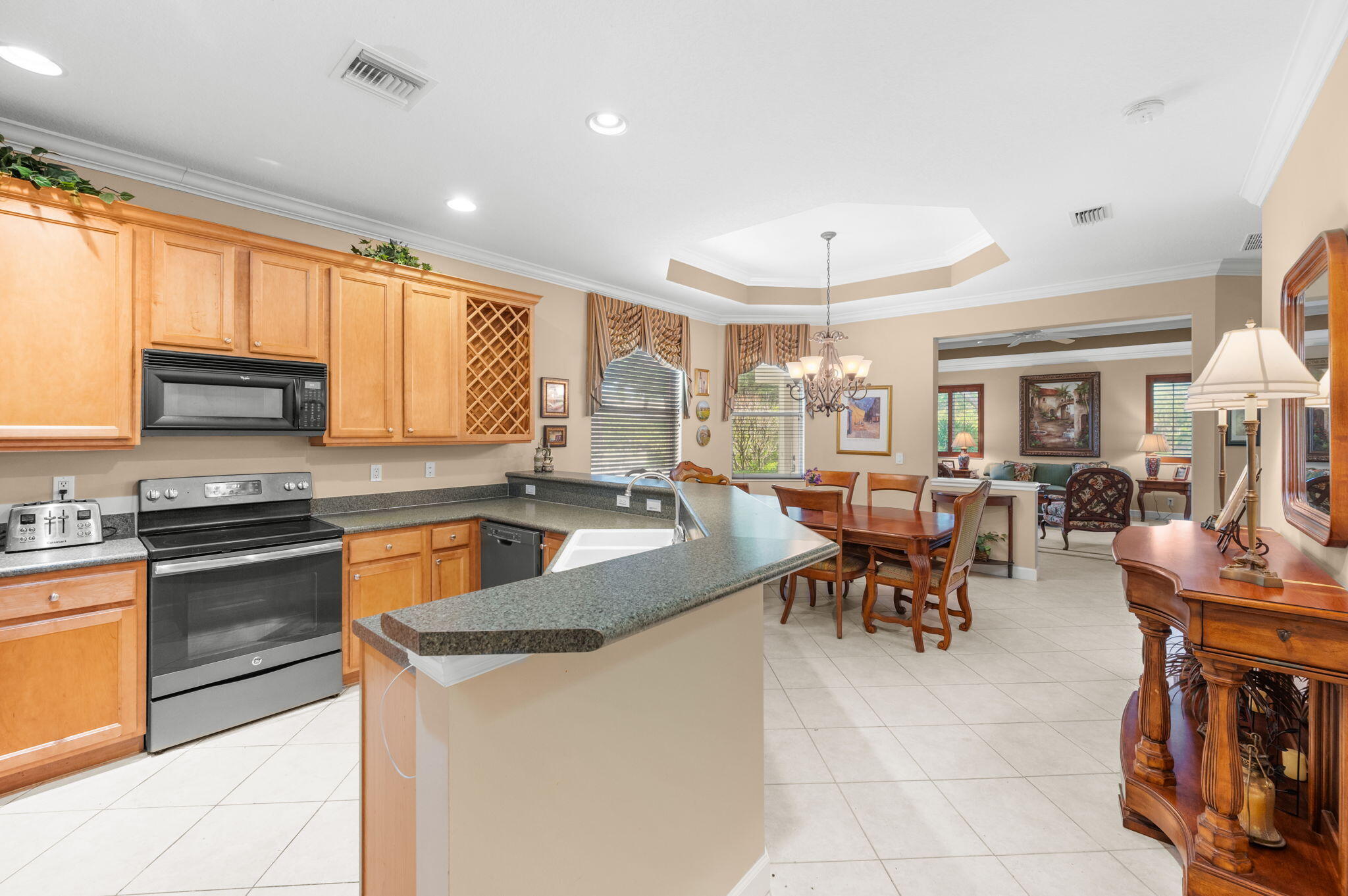 THE RESERVE WILLOW PINES E AT PGA VILLAGE - Residential