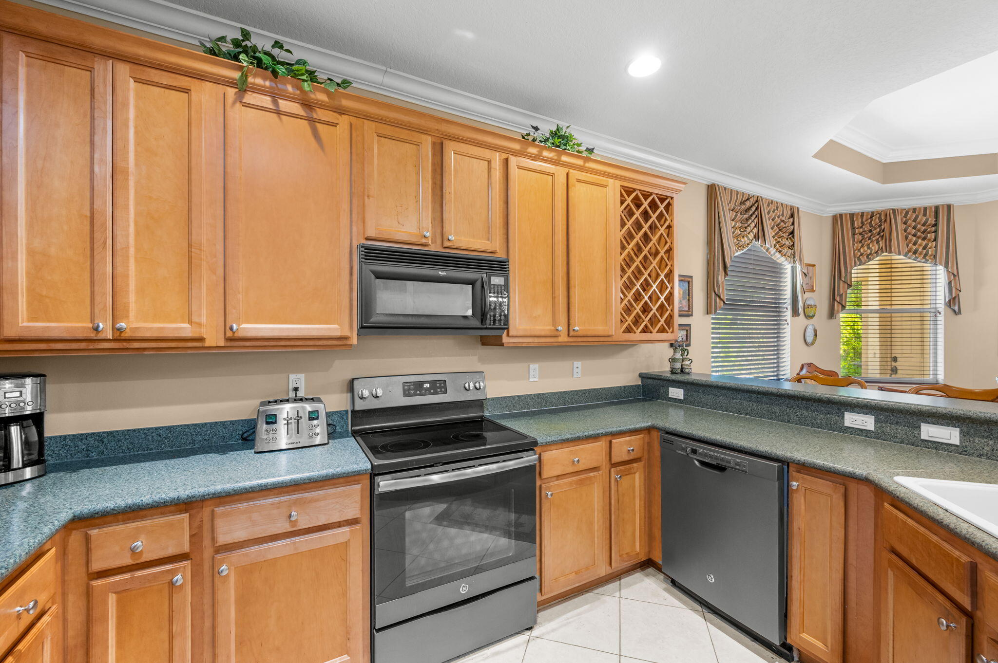 THE RESERVE WILLOW PINES E AT PGA VILLAGE - Residential