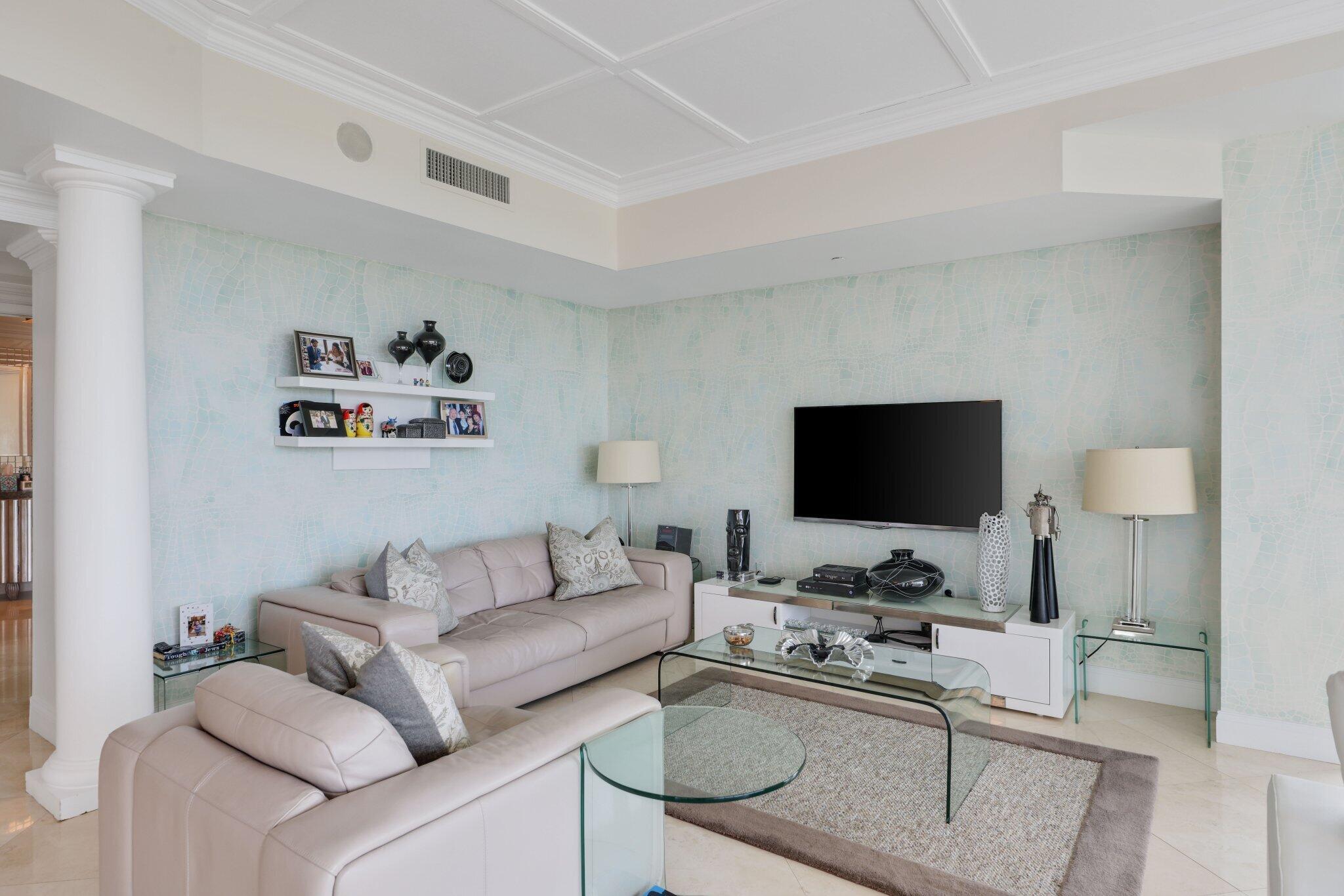 TOSCANA SOUTH CONDO - Residential