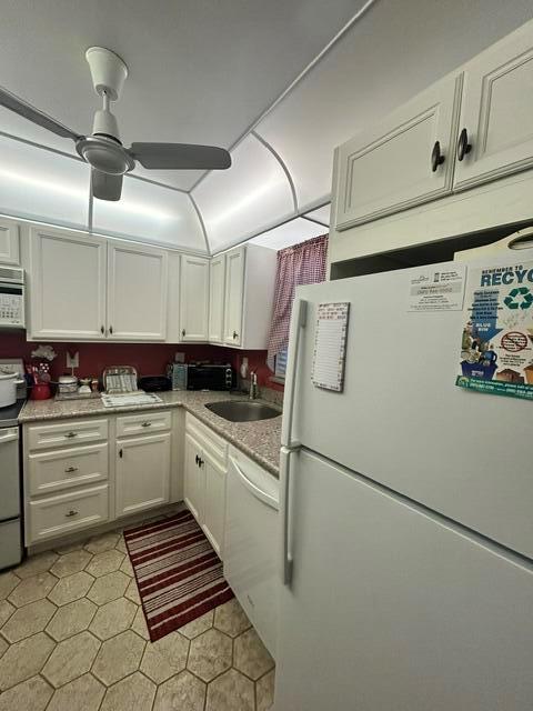 View photos, virtual tours, details... 705 Lori Drive 312