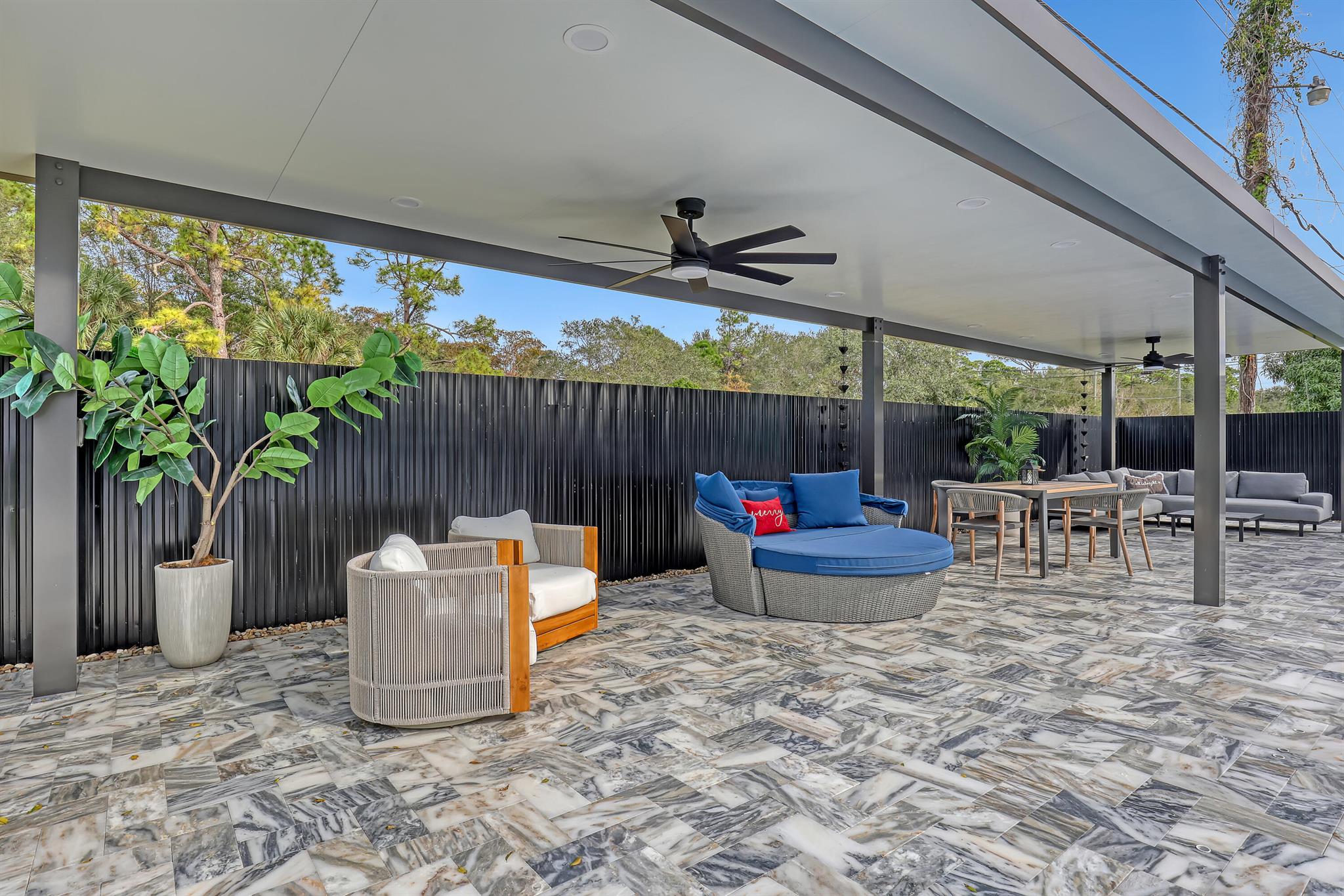 PALM BEACH NATL GOLF AND - Residential