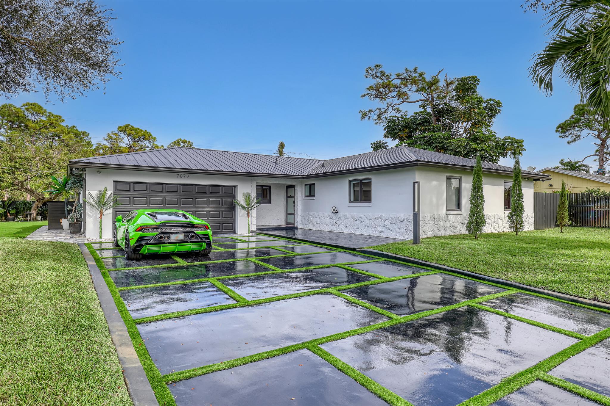 PALM BEACH NATL GOLF AND - Residential