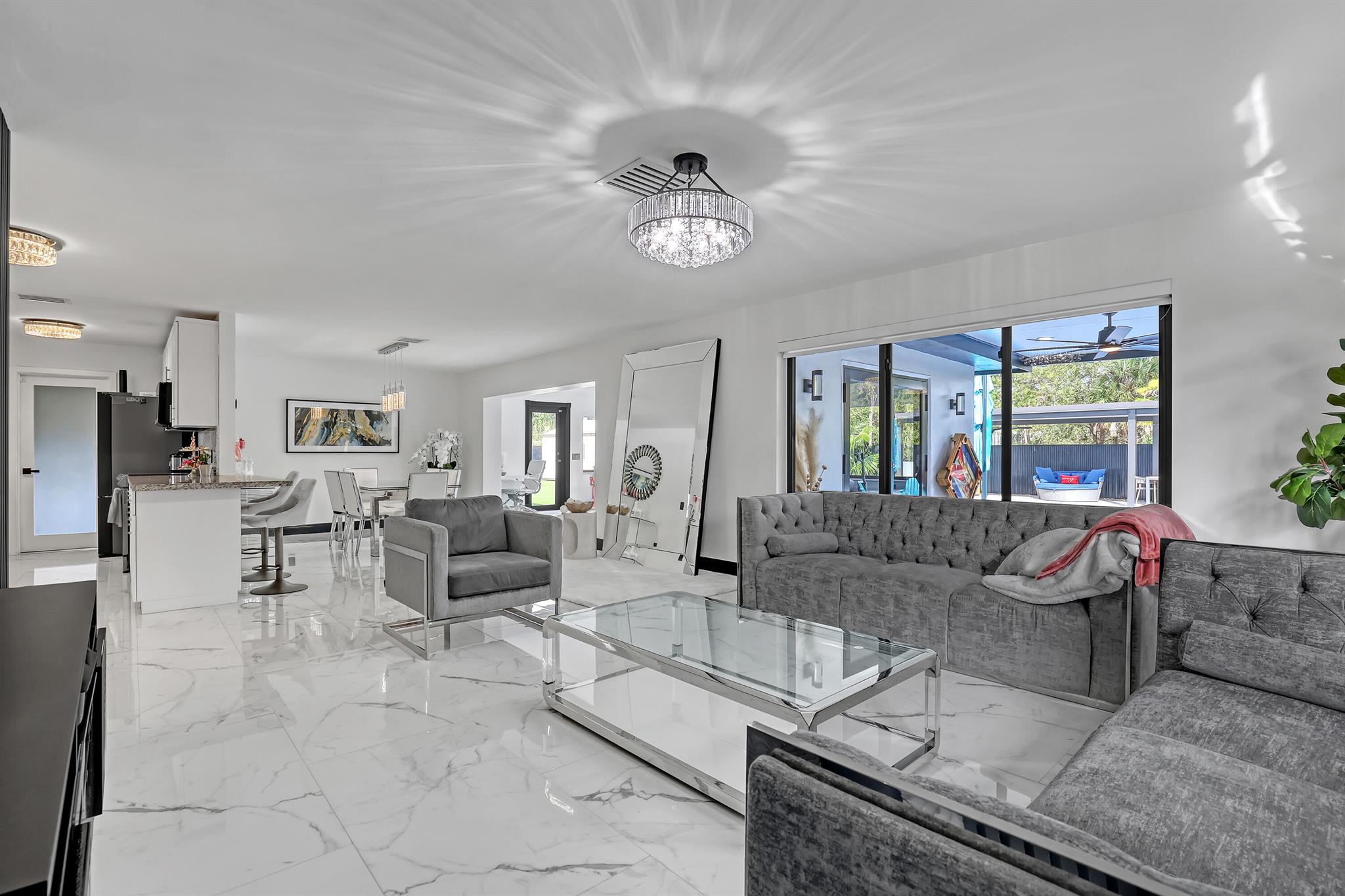 PALM BEACH NATL GOLF AND - Residential