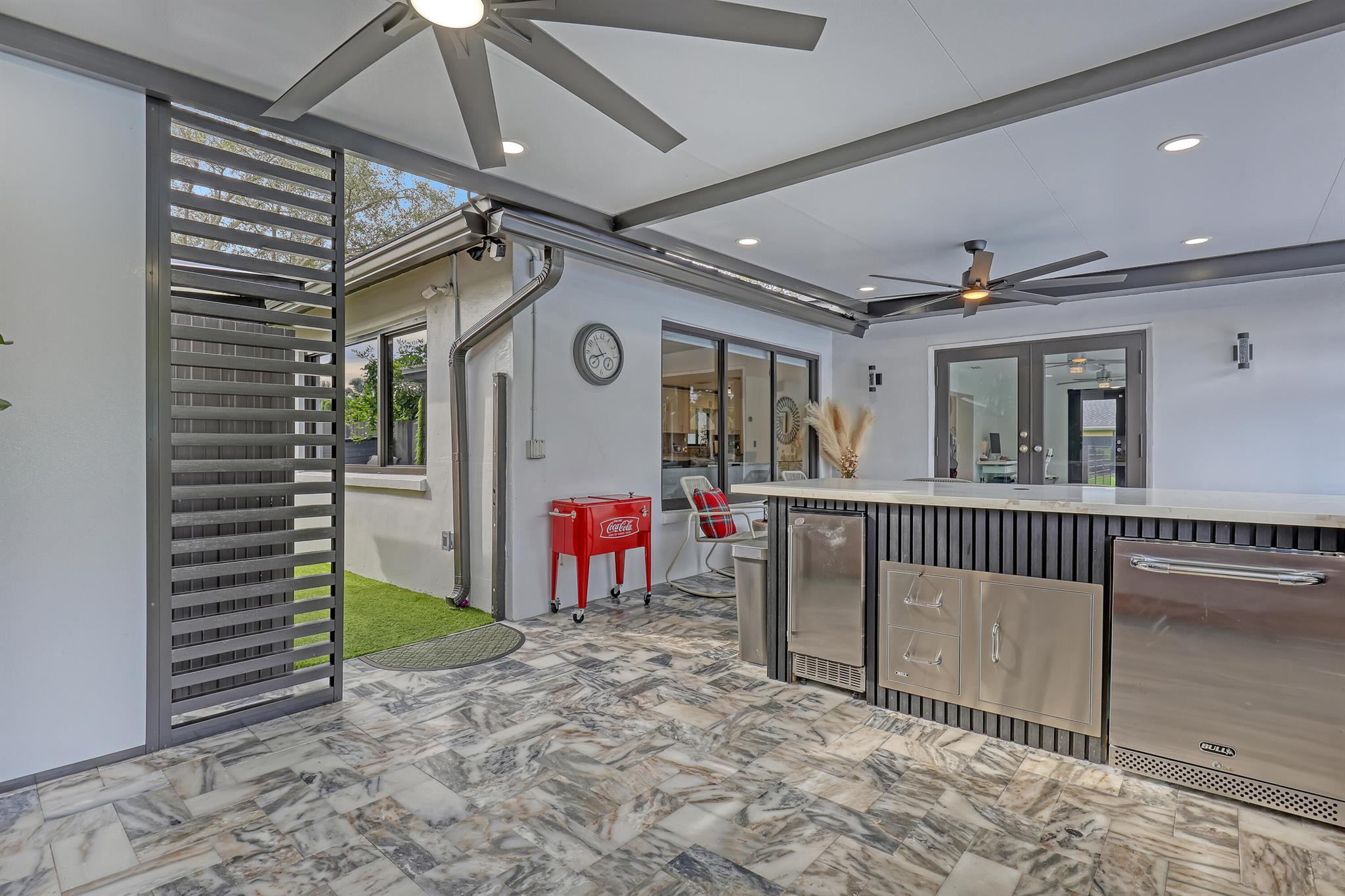 PALM BEACH NATL GOLF AND - Residential