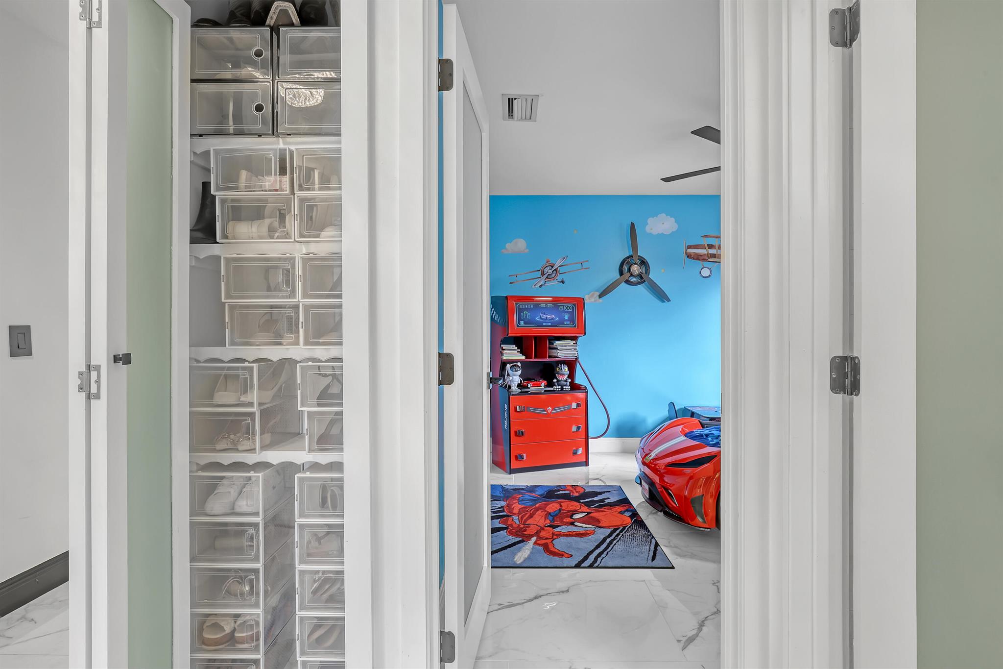 PALM BEACH NATL GOLF AND - Residential